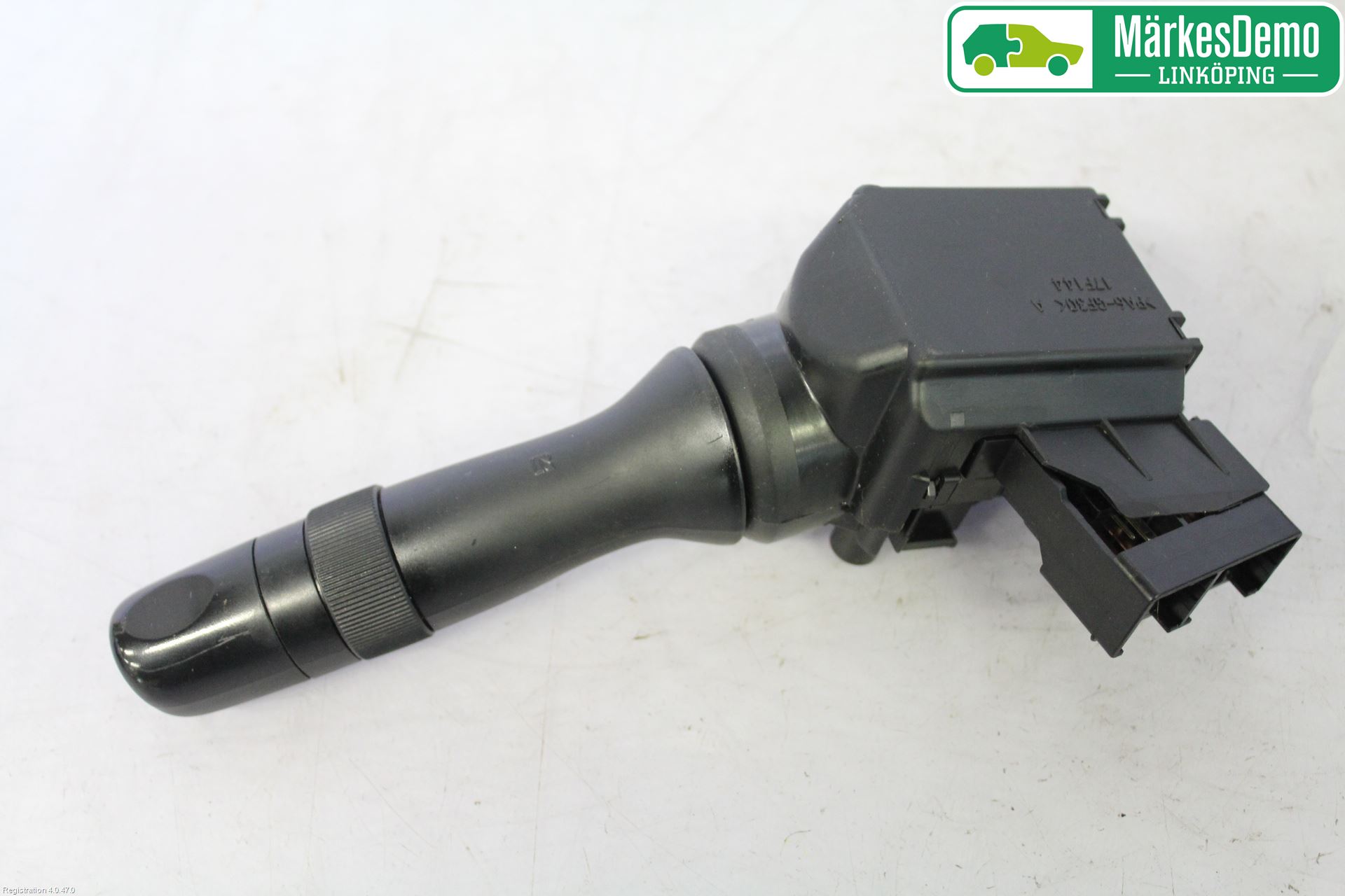 Toyota VERSO 09-18 Bryter Ratt Visker - Spyler