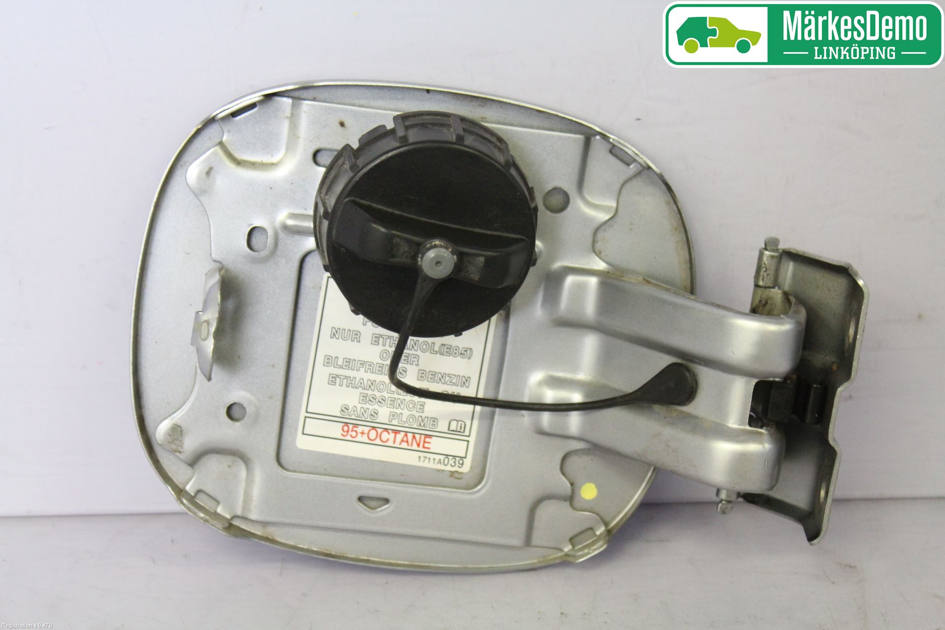 Mitsubishi OUTLANDER 07-12 Drivstoff Tankluke