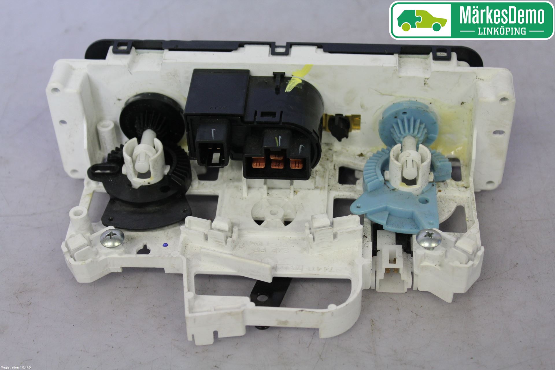 Suzuki JIMNY 81-21 Varme Ac Betjening-Display