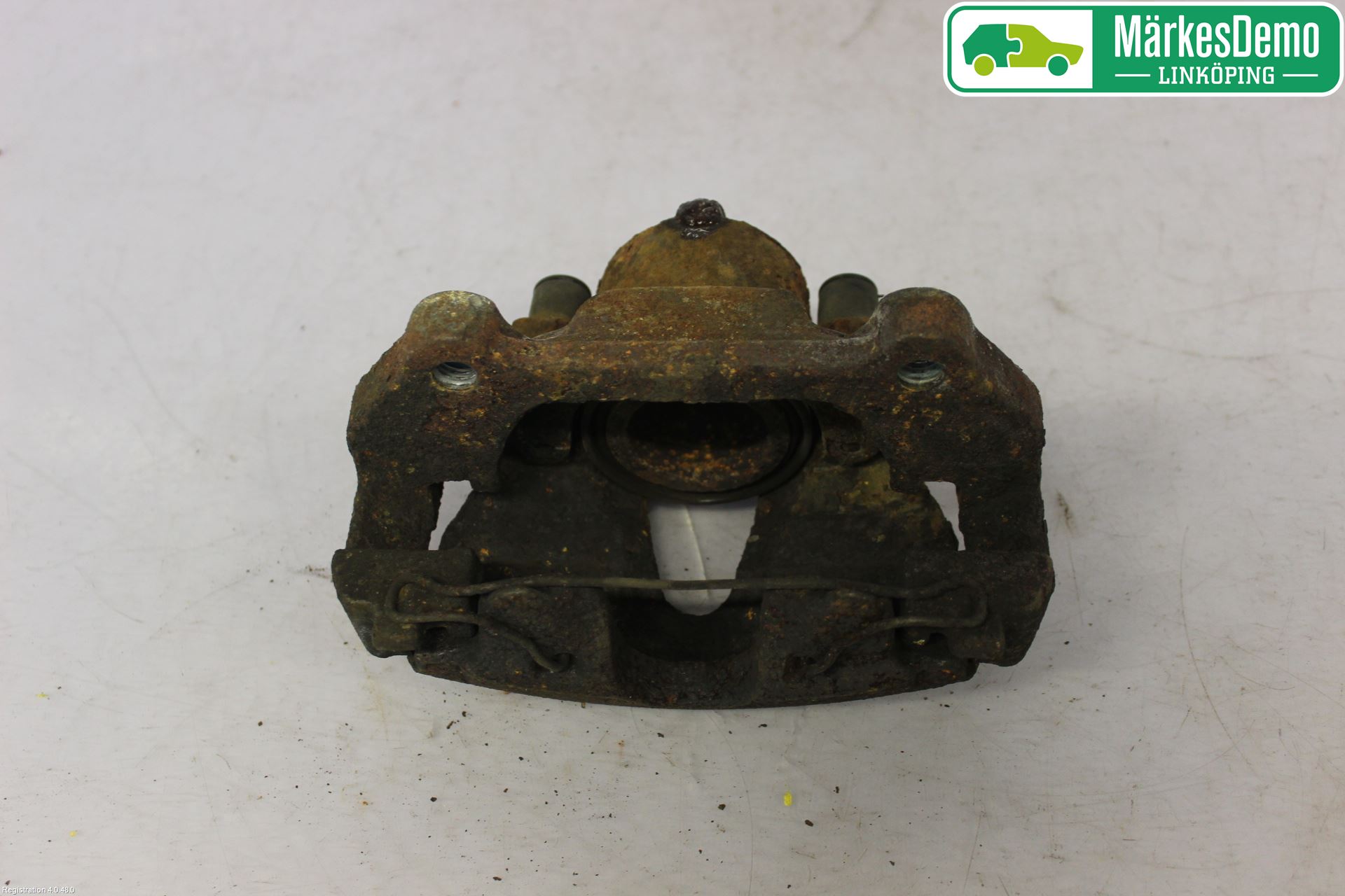 Saab 9-5     06-10 Bremsecaliper Foran Venstre