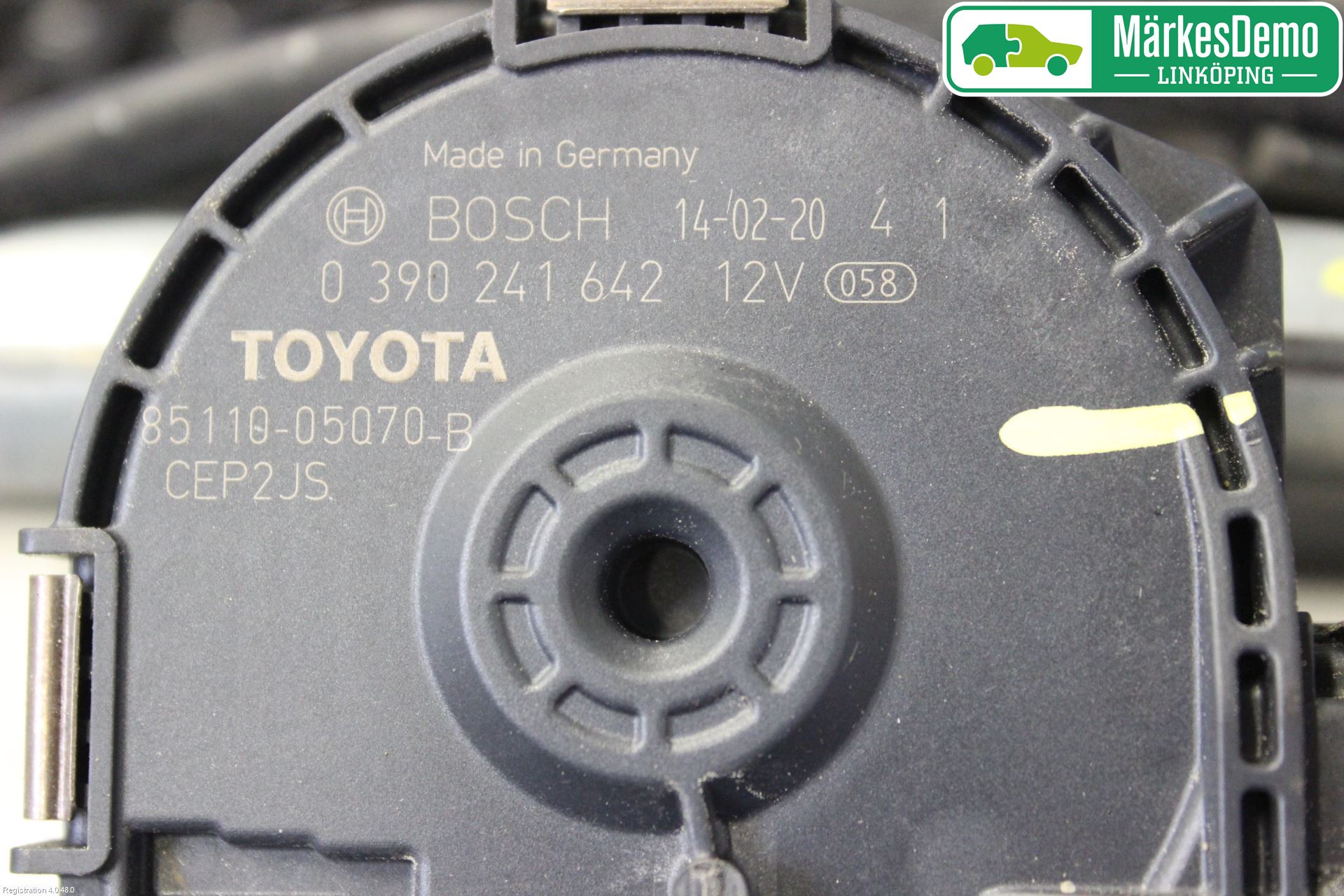 Toyota AVENSIS 09-15 Viskermotor Frontrute
