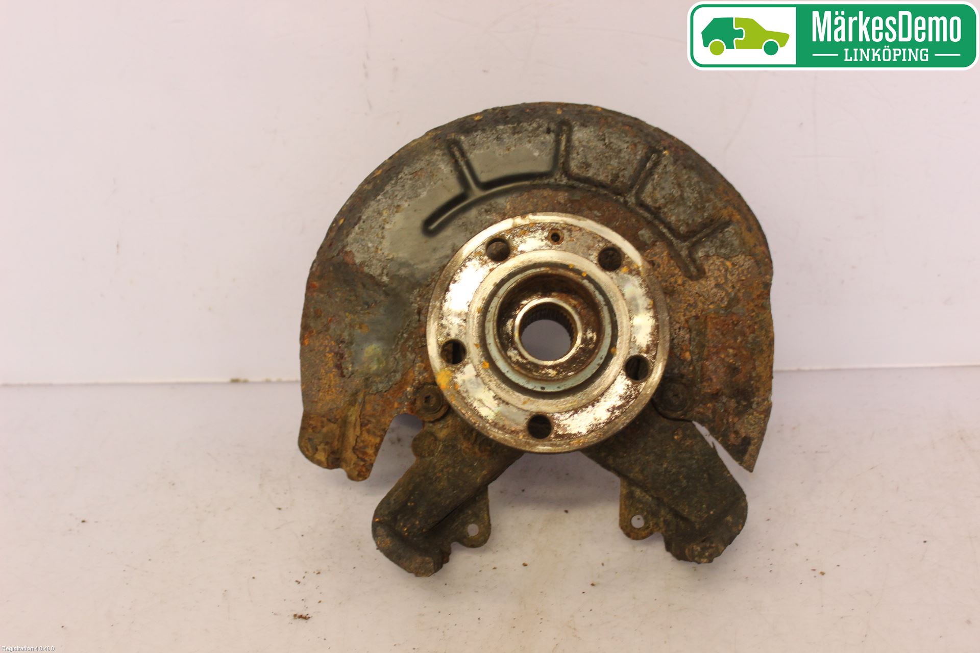 Skoda FABIA 07-14 Spindel Vf