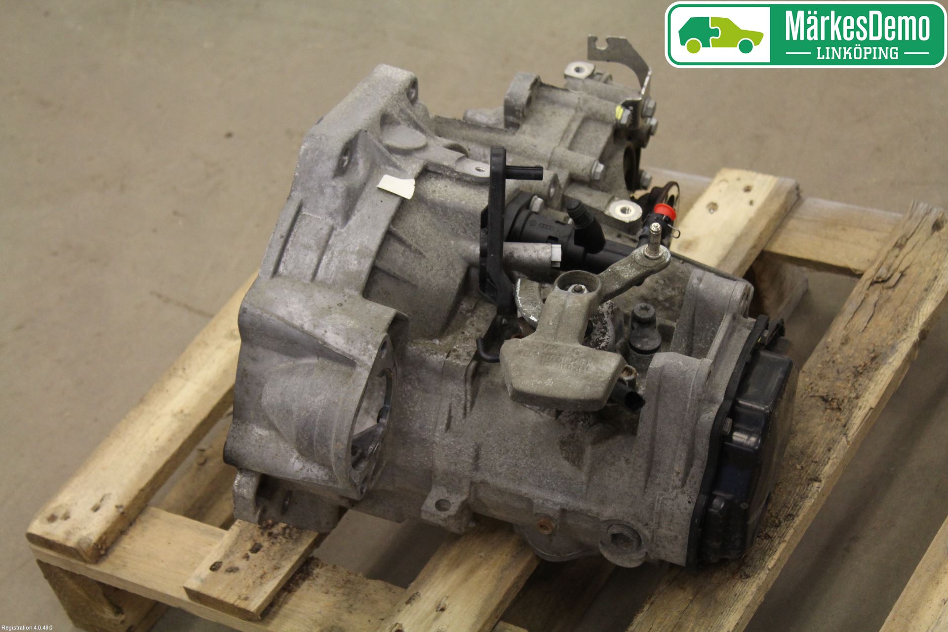 Volkswagen VW CADDY 11-15 Gearkasse 5 Trinn