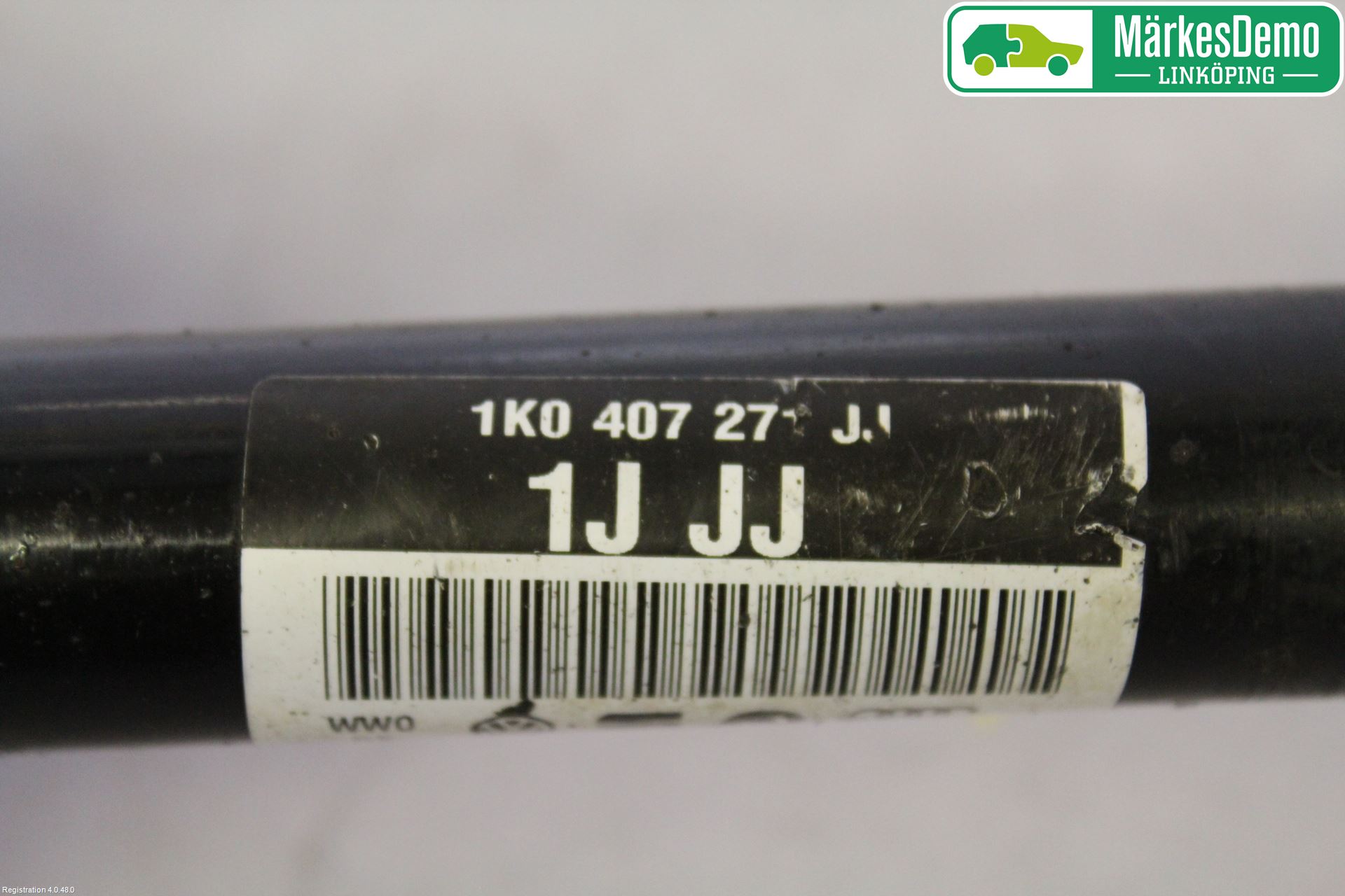 Volkswagen VW PASSAT 11-14 Drivaksel Foran Kompl Venstre