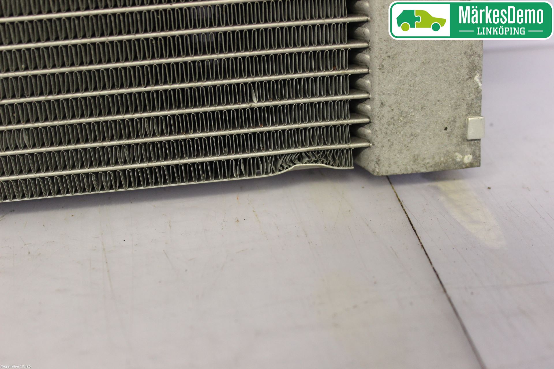 BMW 5 F10/F11/F18 09-17 Radiator Automat
