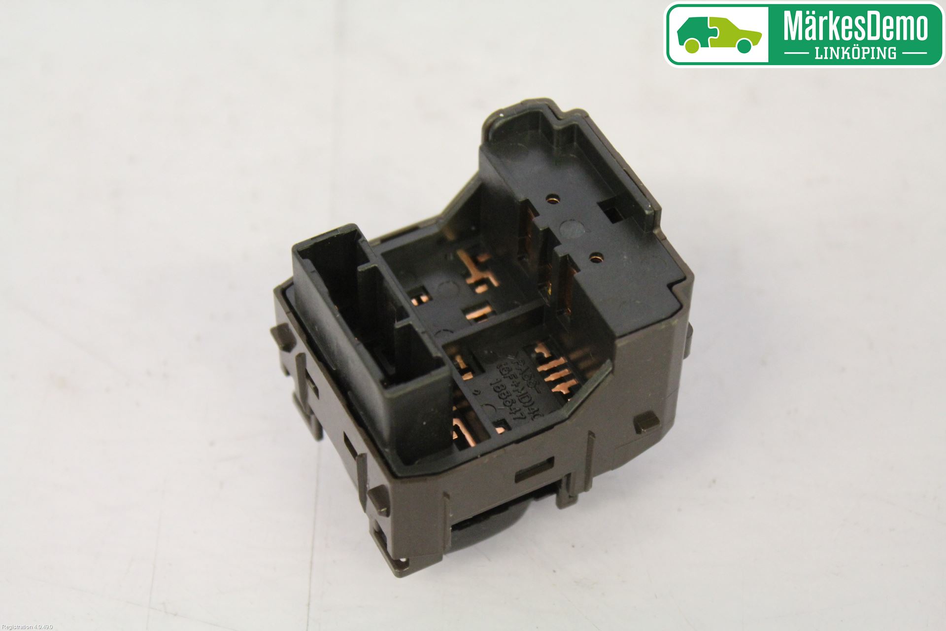 Toyota AVENSIS 09-15 Bryter Speil