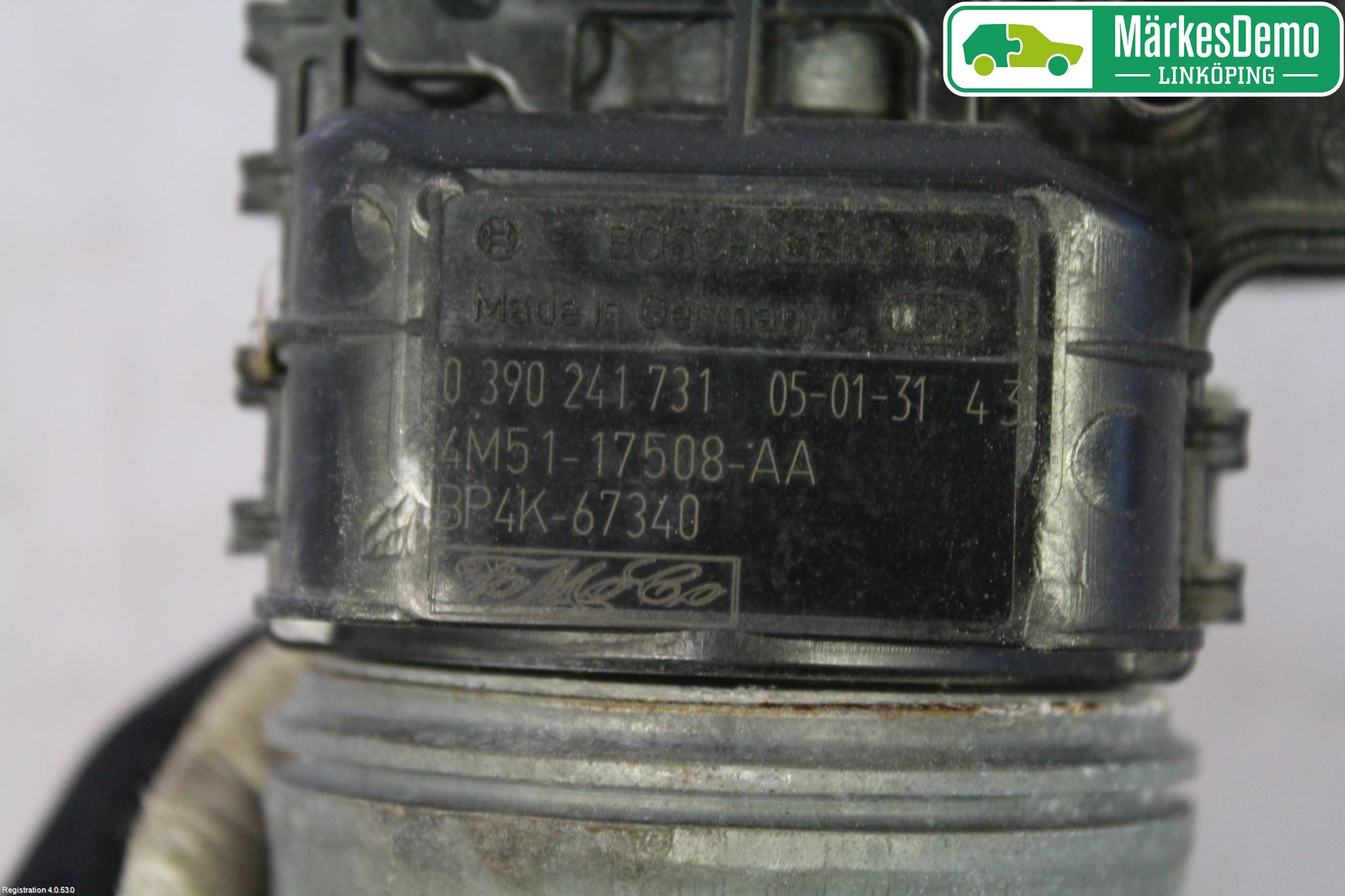 Ford FOCUS     04-07 Viskermotor Frontrute