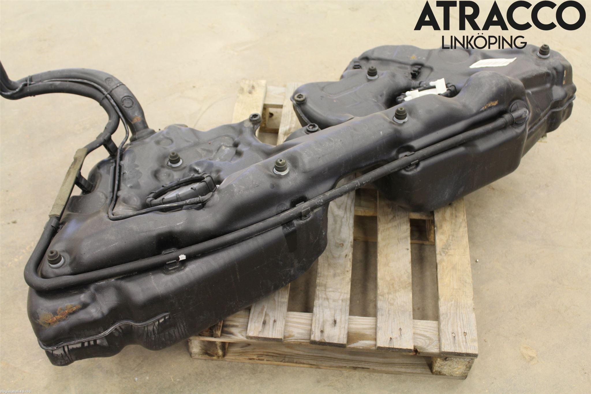Mercedes-Benz MB C (203) 00-07 Drivstofftank Diesel