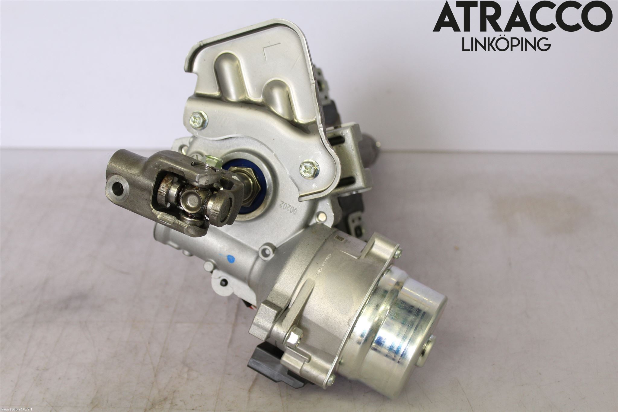Suzuki SWIFT 17-24 Rattakselaggregat Innebygd Servo