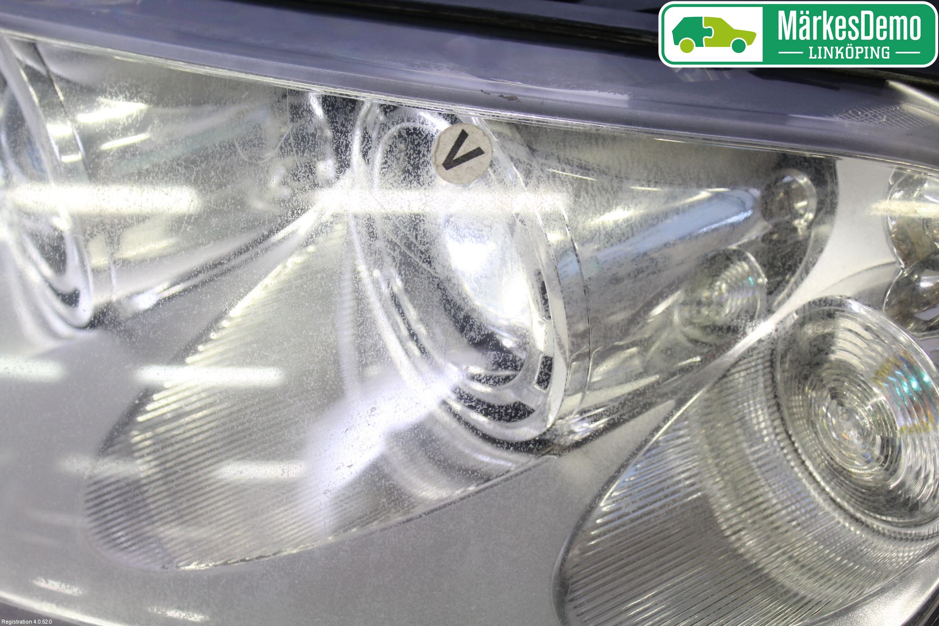 Volkswagen VW TOUAREG 7L 03-10 Frontlykt Venstre