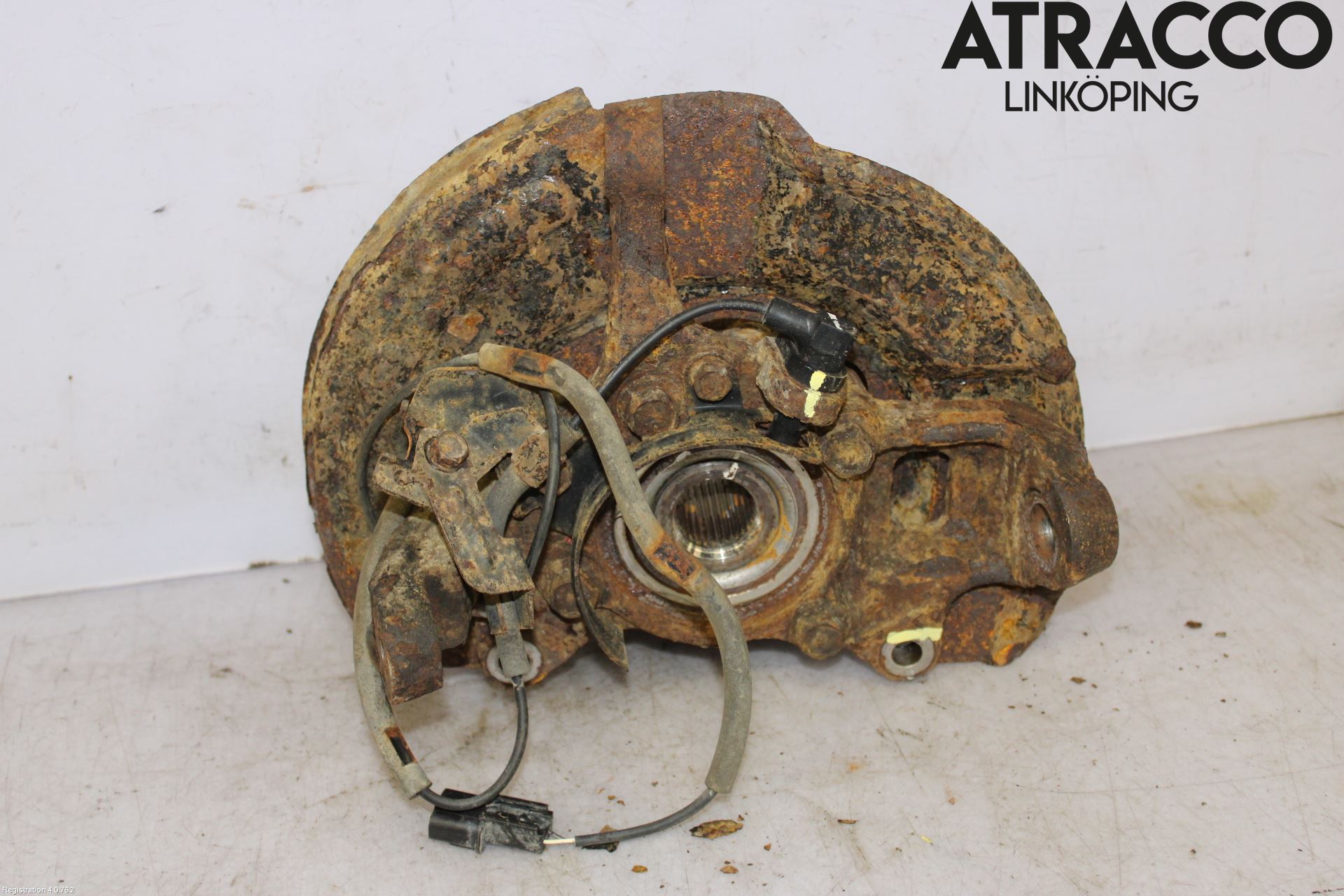 Mitsubishi L200 06-15 Spindel Vf