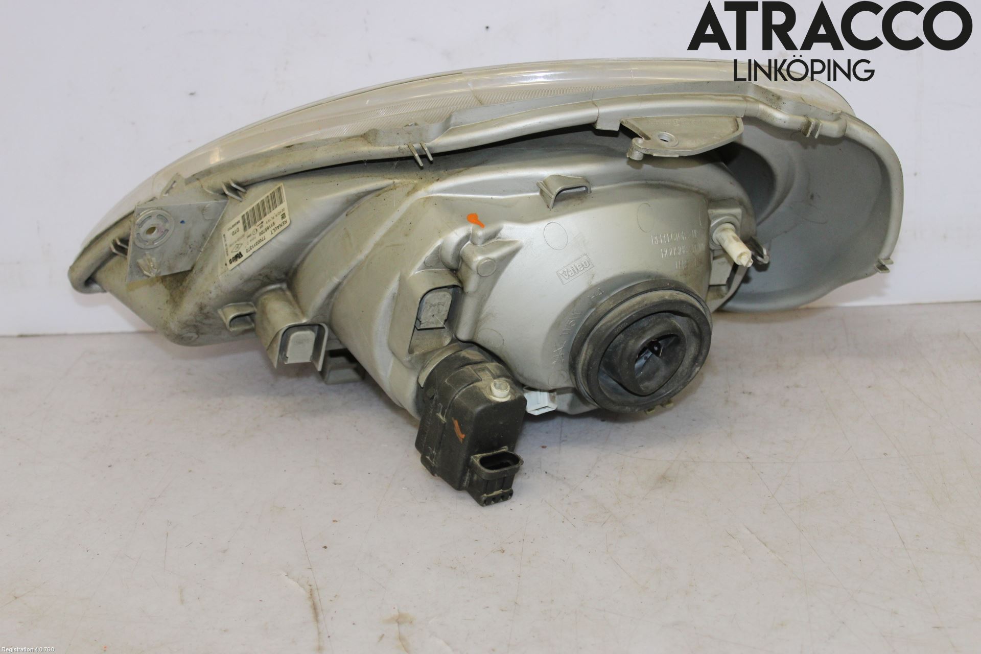 Opel VIVARO 01-14 Frontlykt Høyre