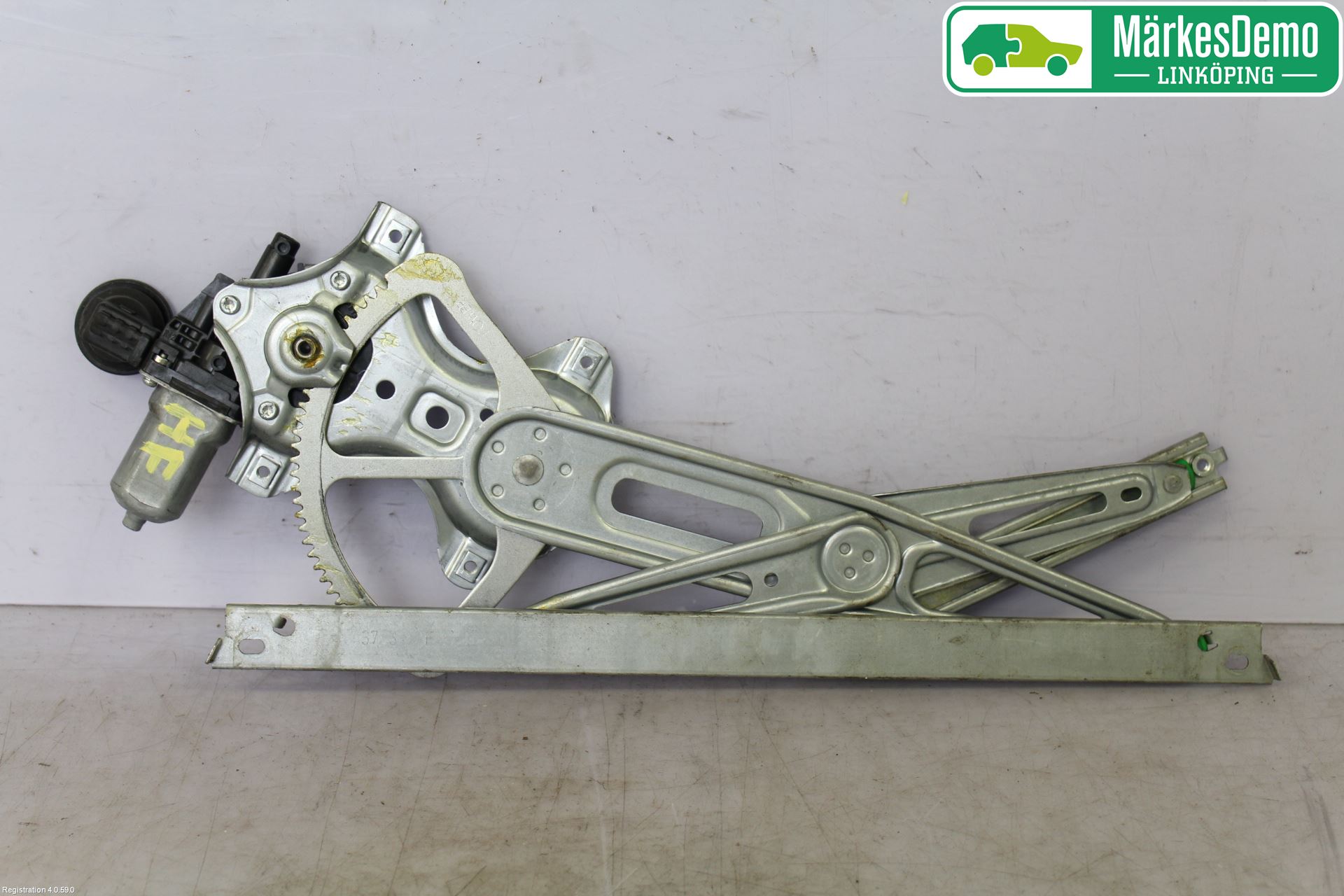 Toyota YARIS XP130 12-14 Vindusheis El Komp