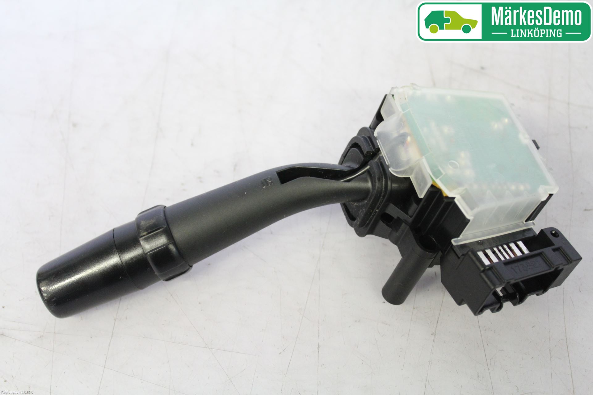 Toyota COROLLA VERSO 04-07 Bryter Ratt Visker - Spyler