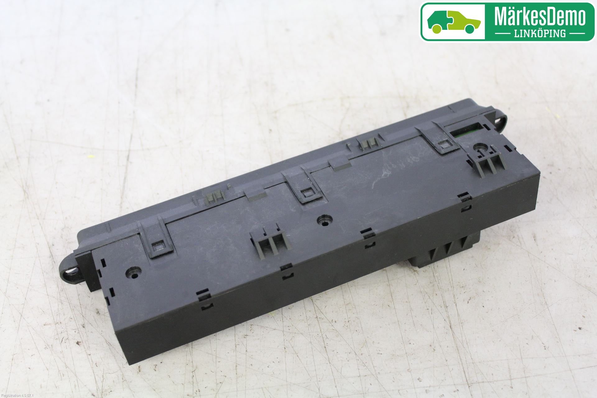 BMW 6 E63/64    02-10 Bryter Varmesete
