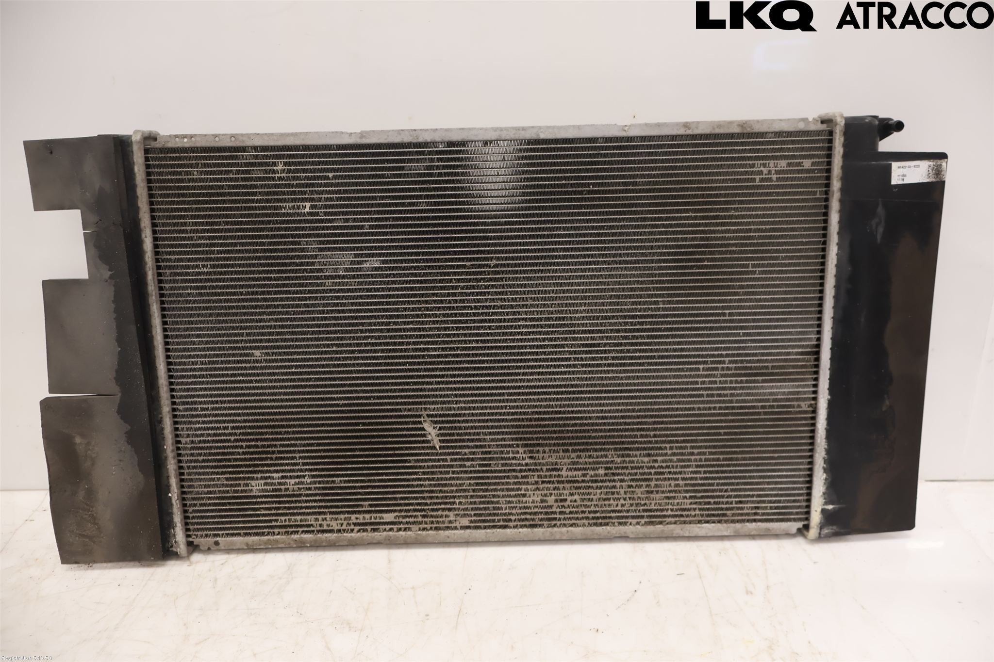 Toyota AVENSIS 09-15 Radiator Manuell