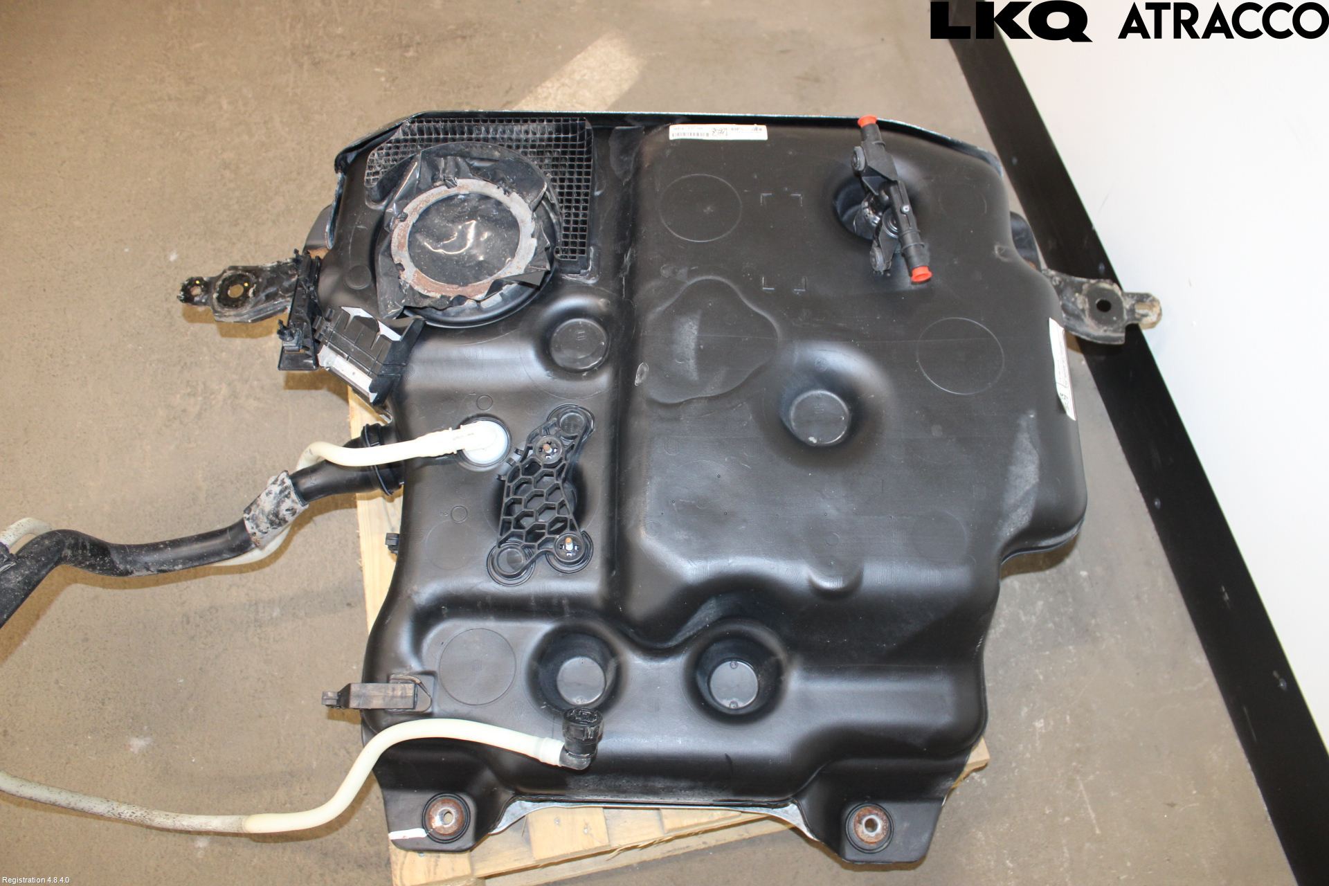 Volkswagen VW PASSAT 15-19 Drivstofftank Innsprøytning