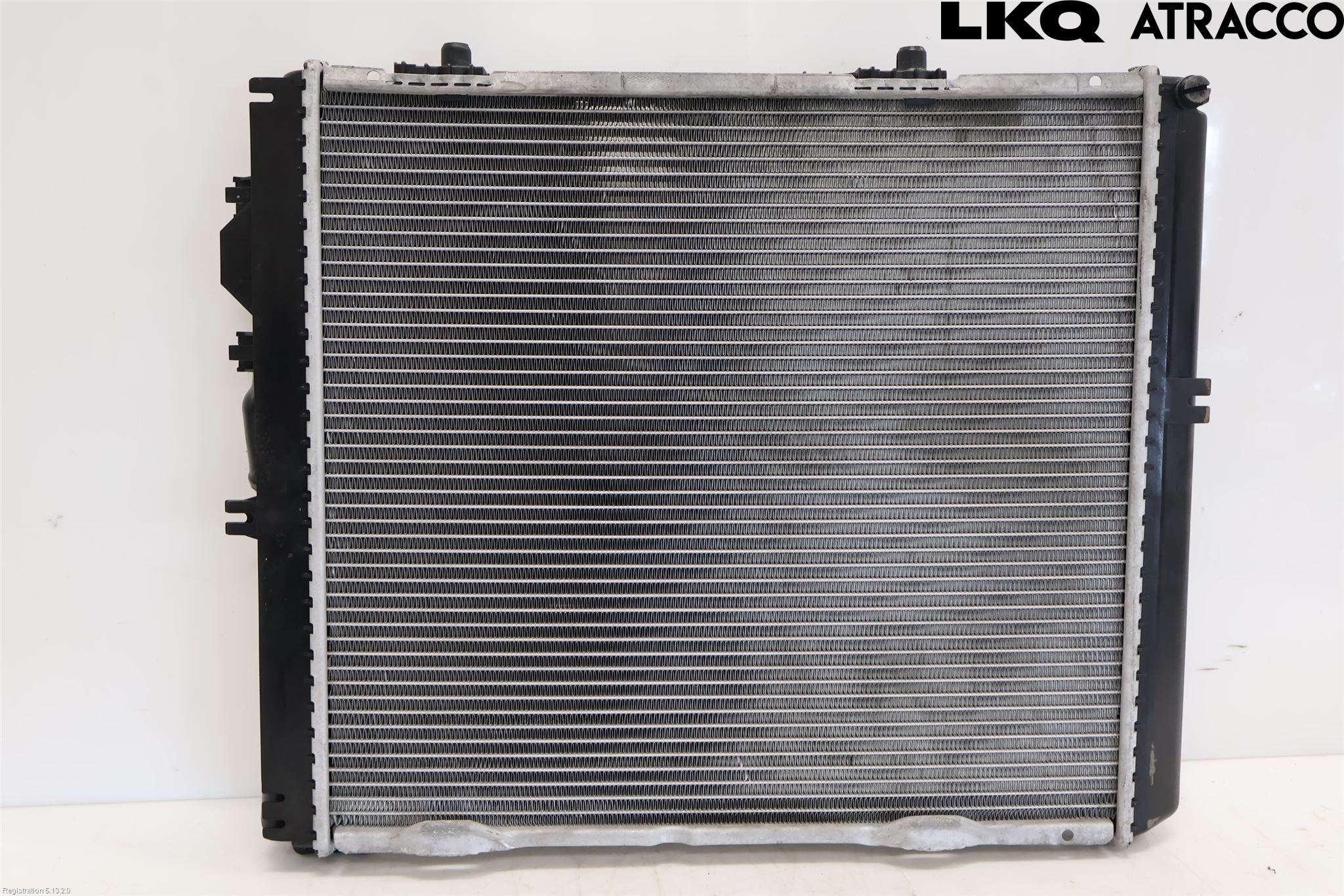 Mercedes-Benz MB 200-500  (W124) 86-96 Radiator Automat