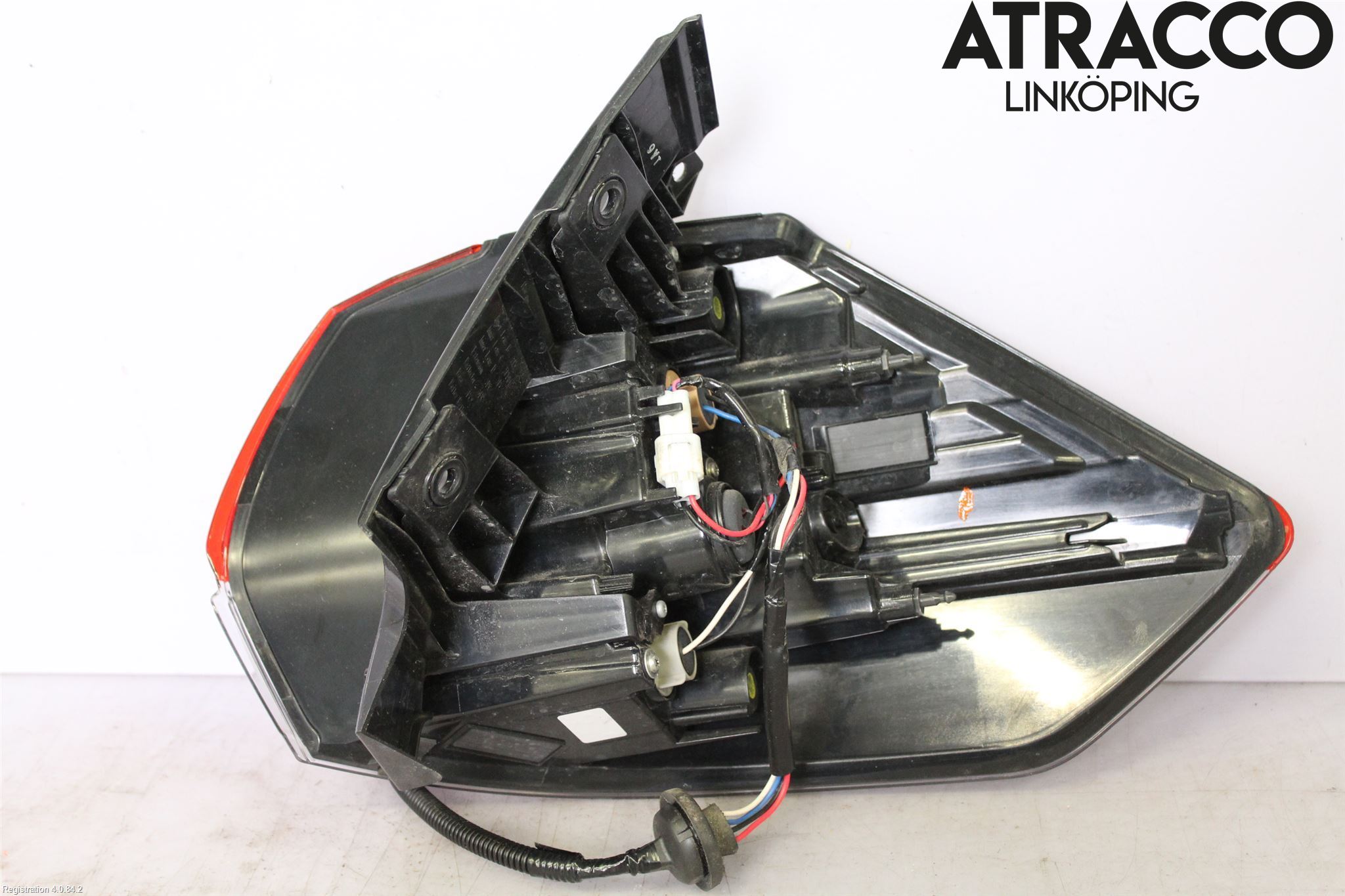 Nissan X-TRAIL 14-21 Baklykt Venstre