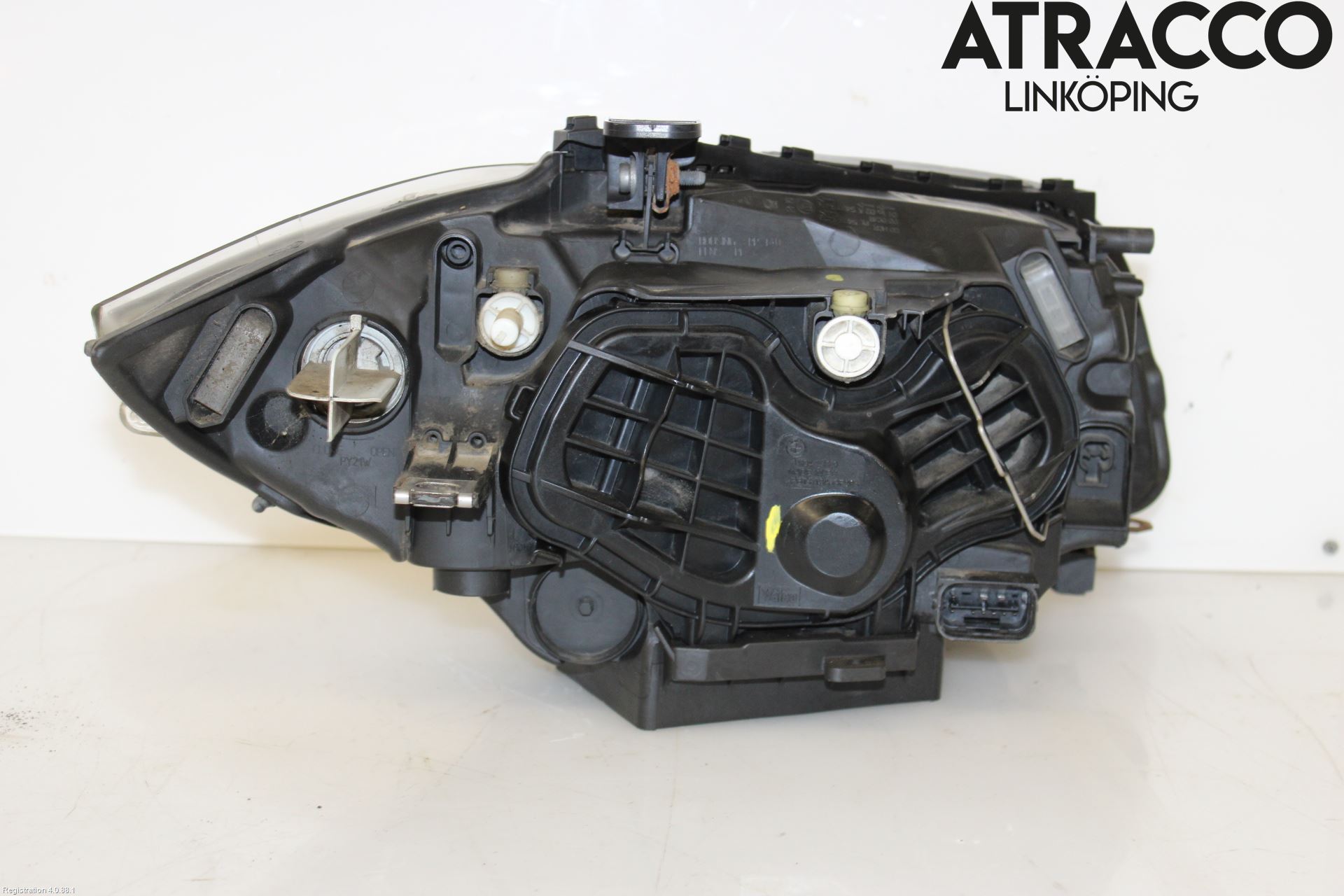 BMW 1 E87/81 5D/3D 03-11 Frontlykt Venstre