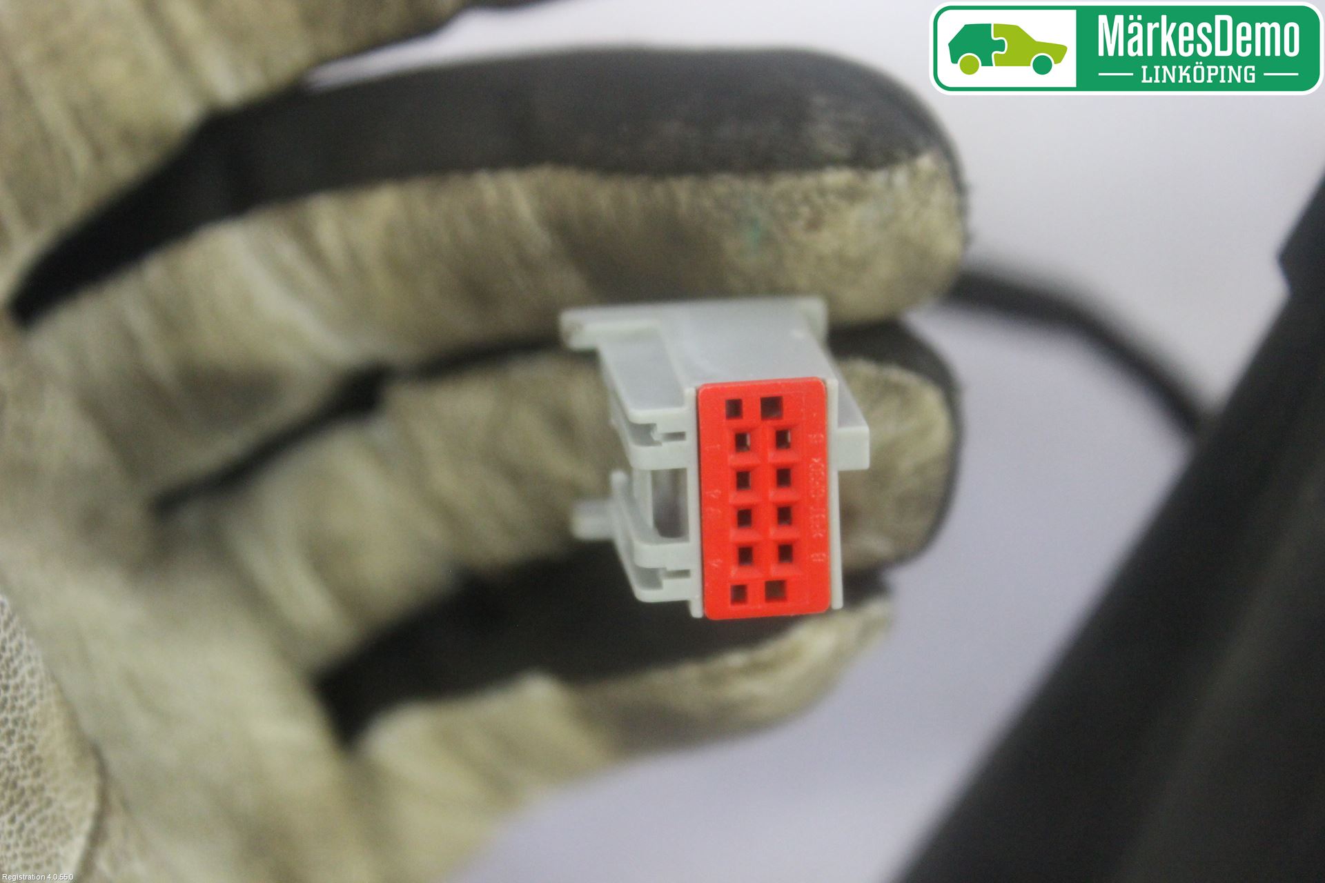 Ford FIESTA     06-08 Speil V M-El Justering