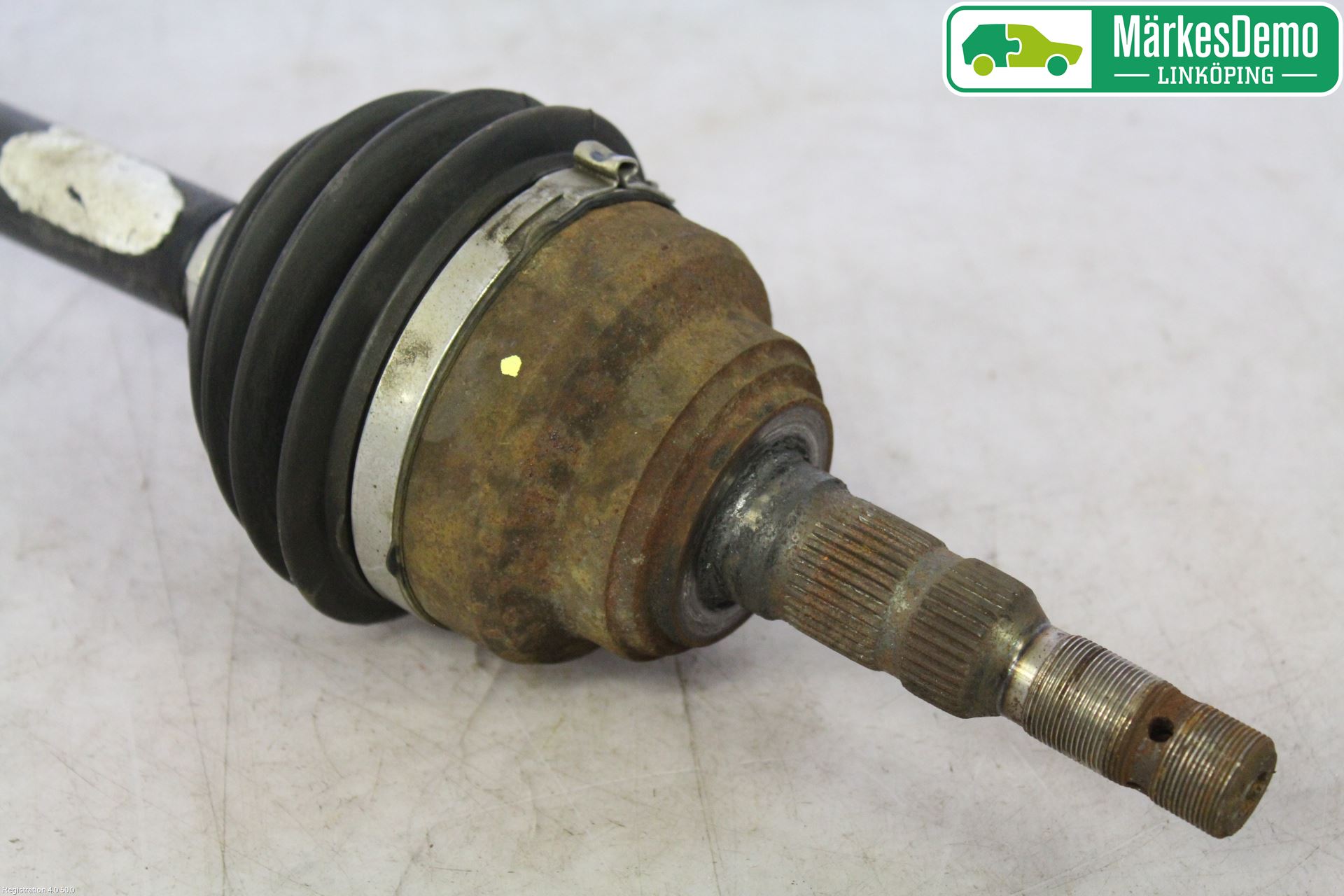 Opel ASTRA H 04-12 Drivaksel Foran Kompl Venstre