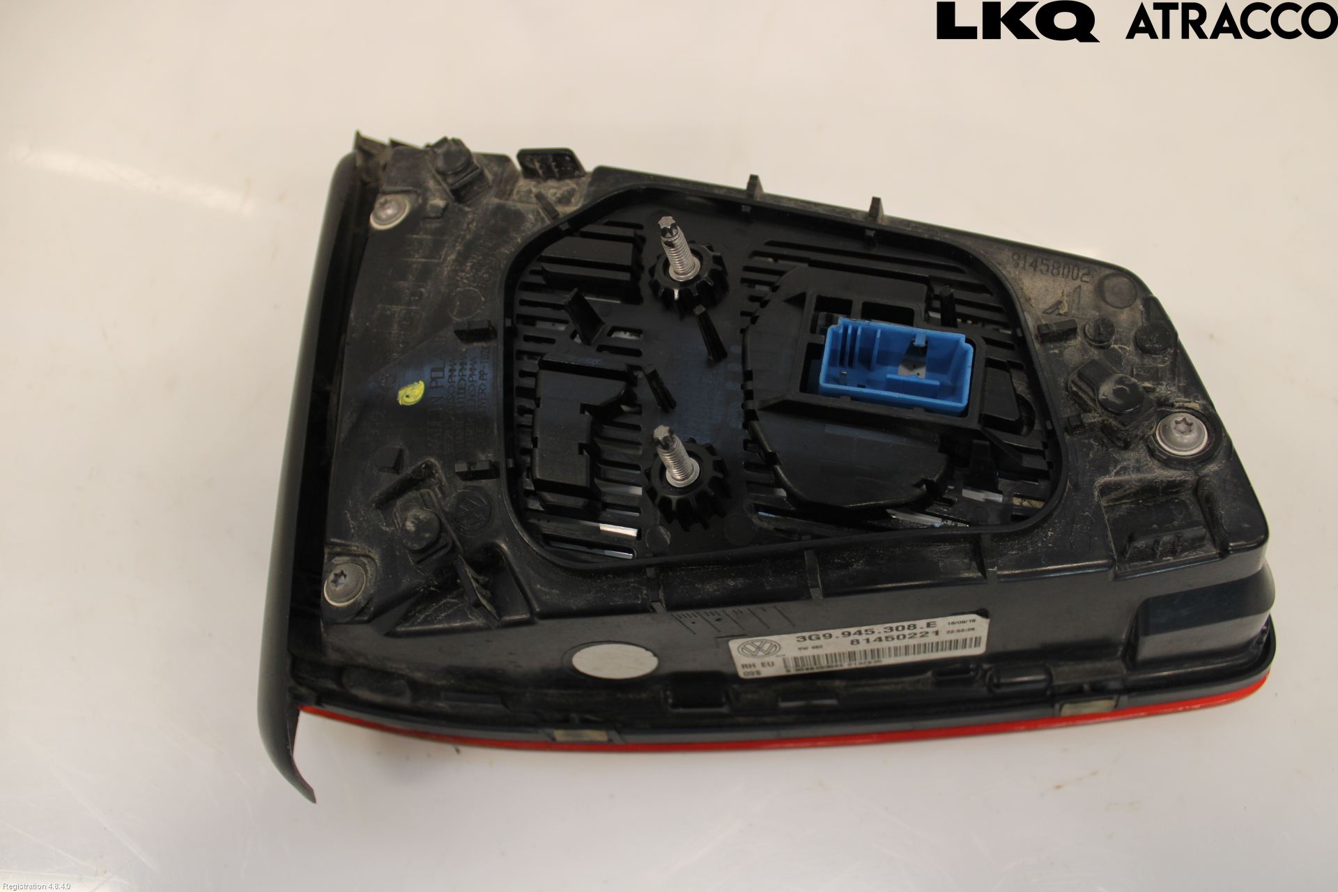 Volkswagen VW PASSAT 15-19 Baklykt Høyre  På Luke(Indre)