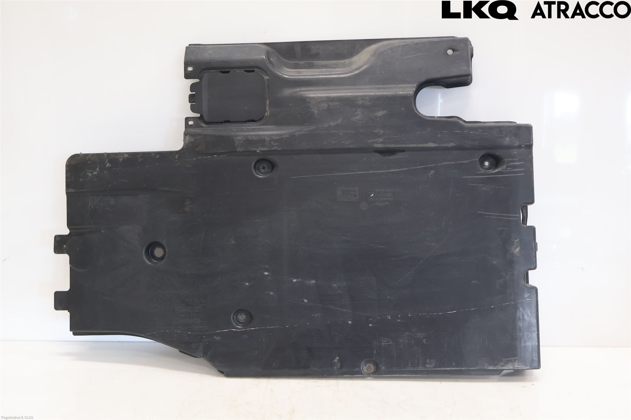Volkswagen VW PASSAT 15-19 Bunnplate U Motor-Gear-Dørk