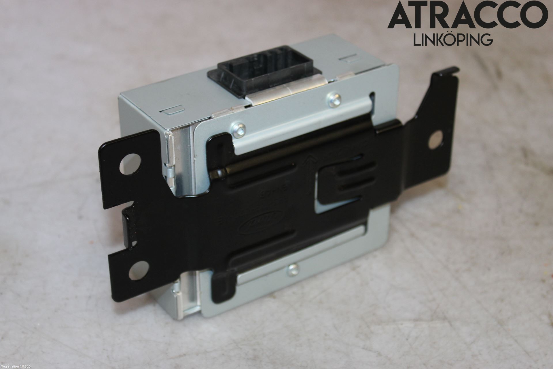 Ford RANGER EU 12-23 Inverter 12-)220V