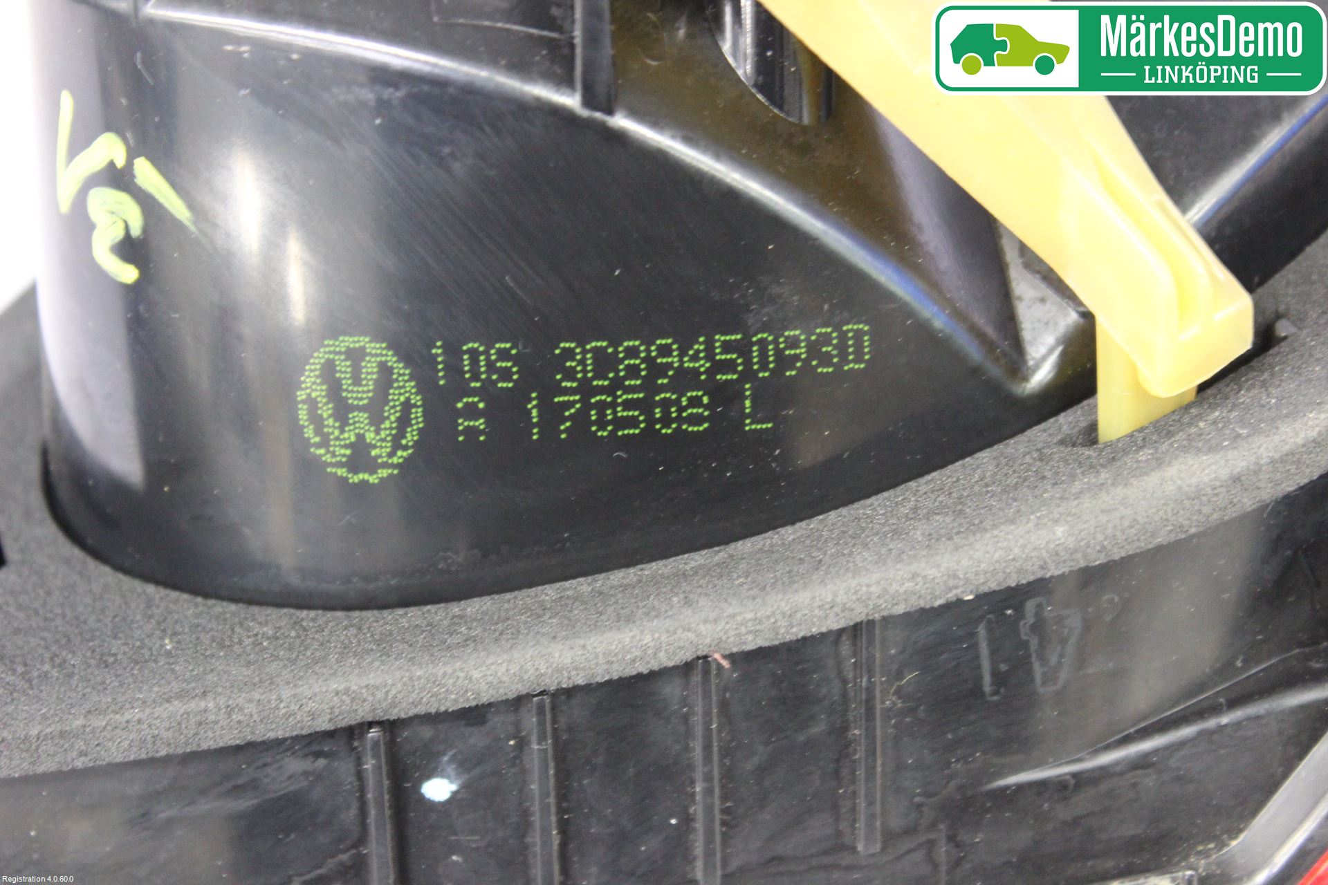Volkswagen VW PASSAT CC 08-16 Baklykt Venstre  På Luke(Indre