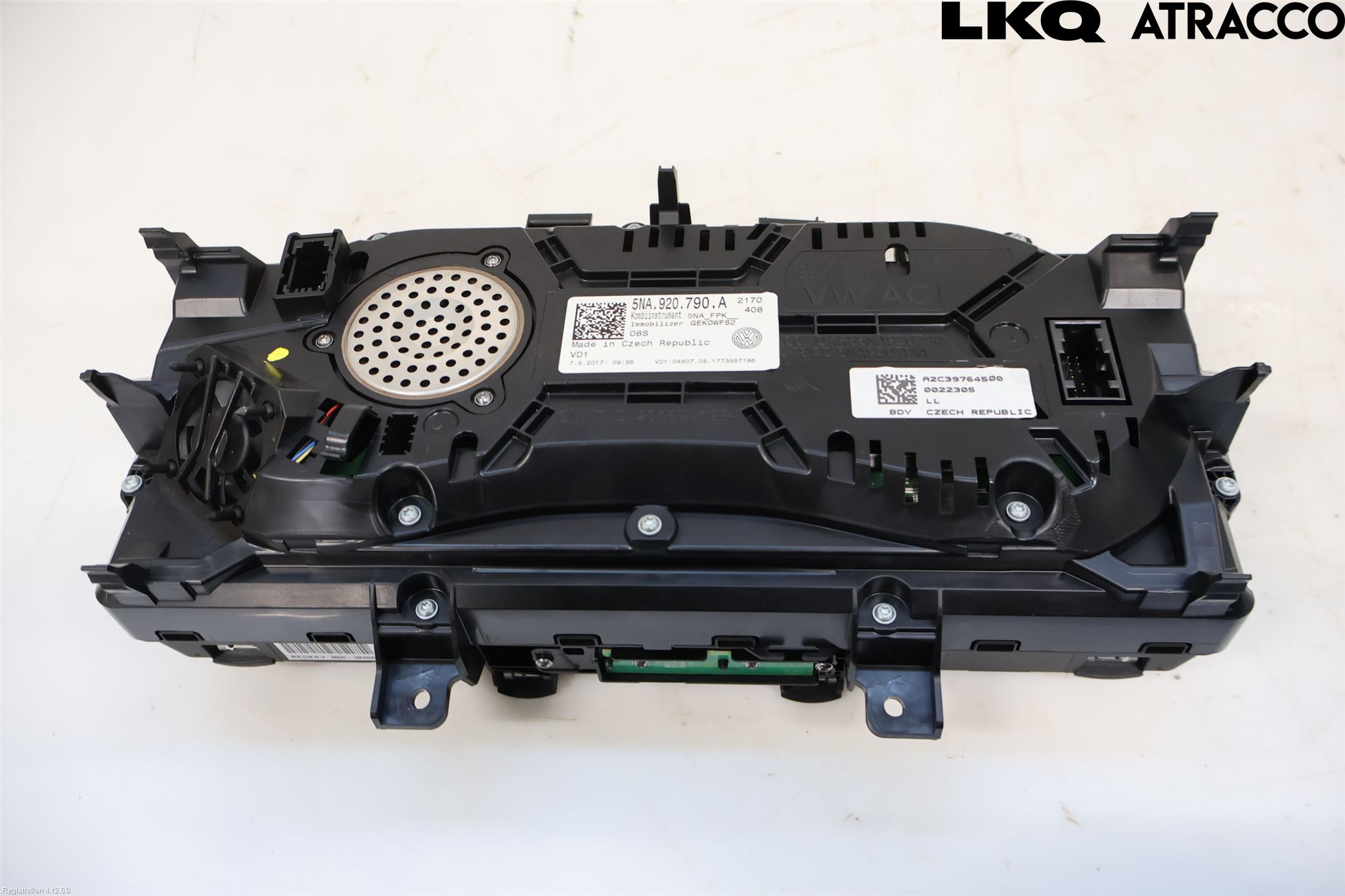Volkswagen VW TIGUAN 16-24 Instr Kombinert