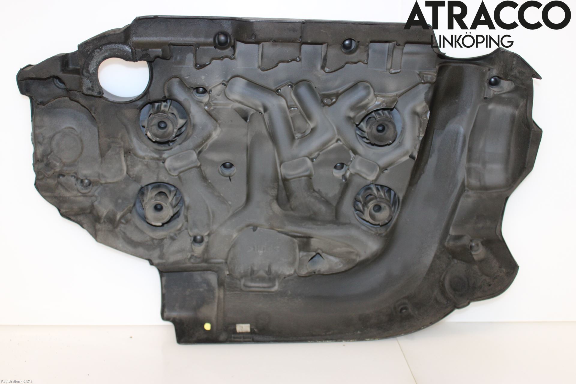 Volvo XC60 09-13 Motor Deksel Over Motor