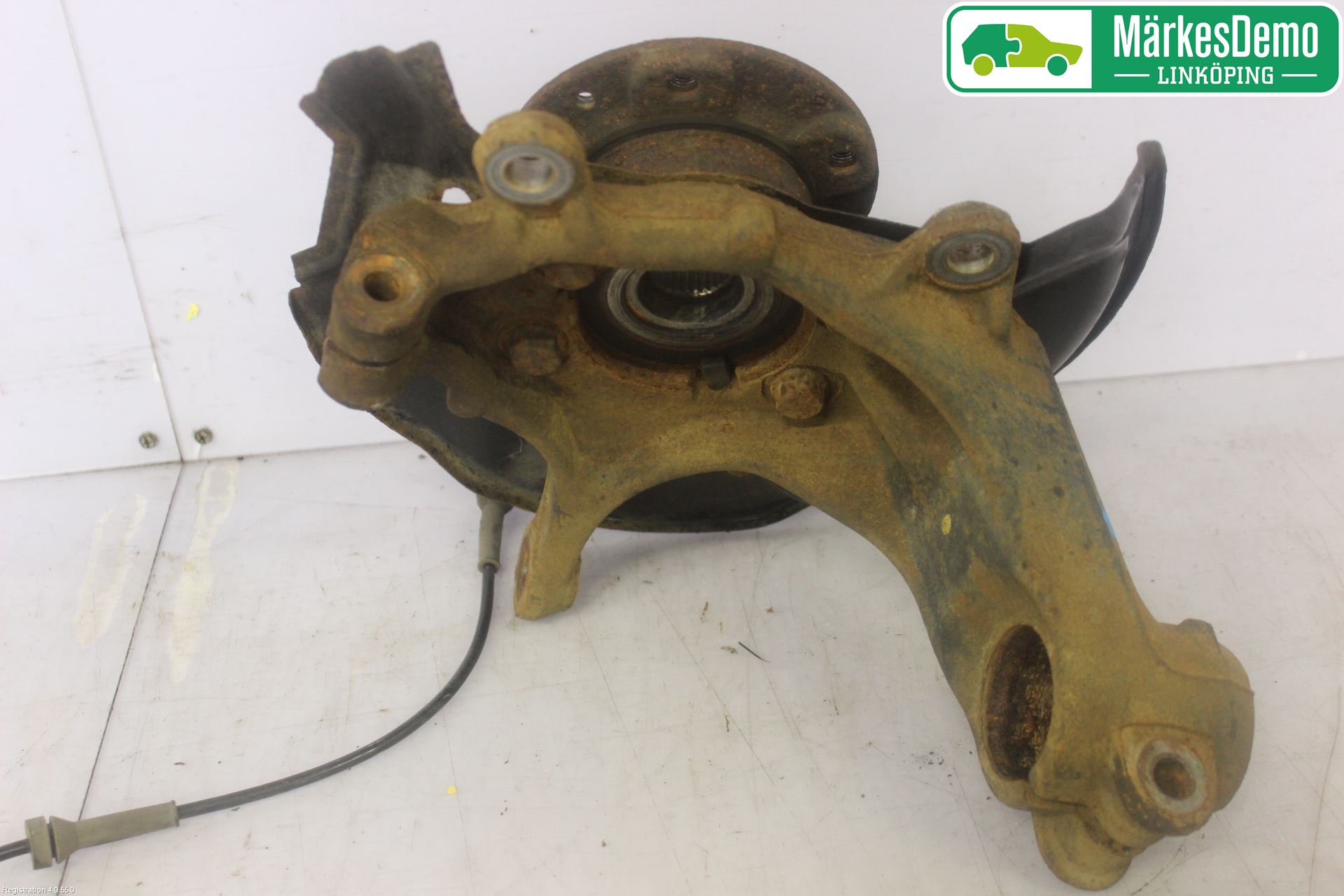 Nissan QASHQAI 14-17 Spindel Hf