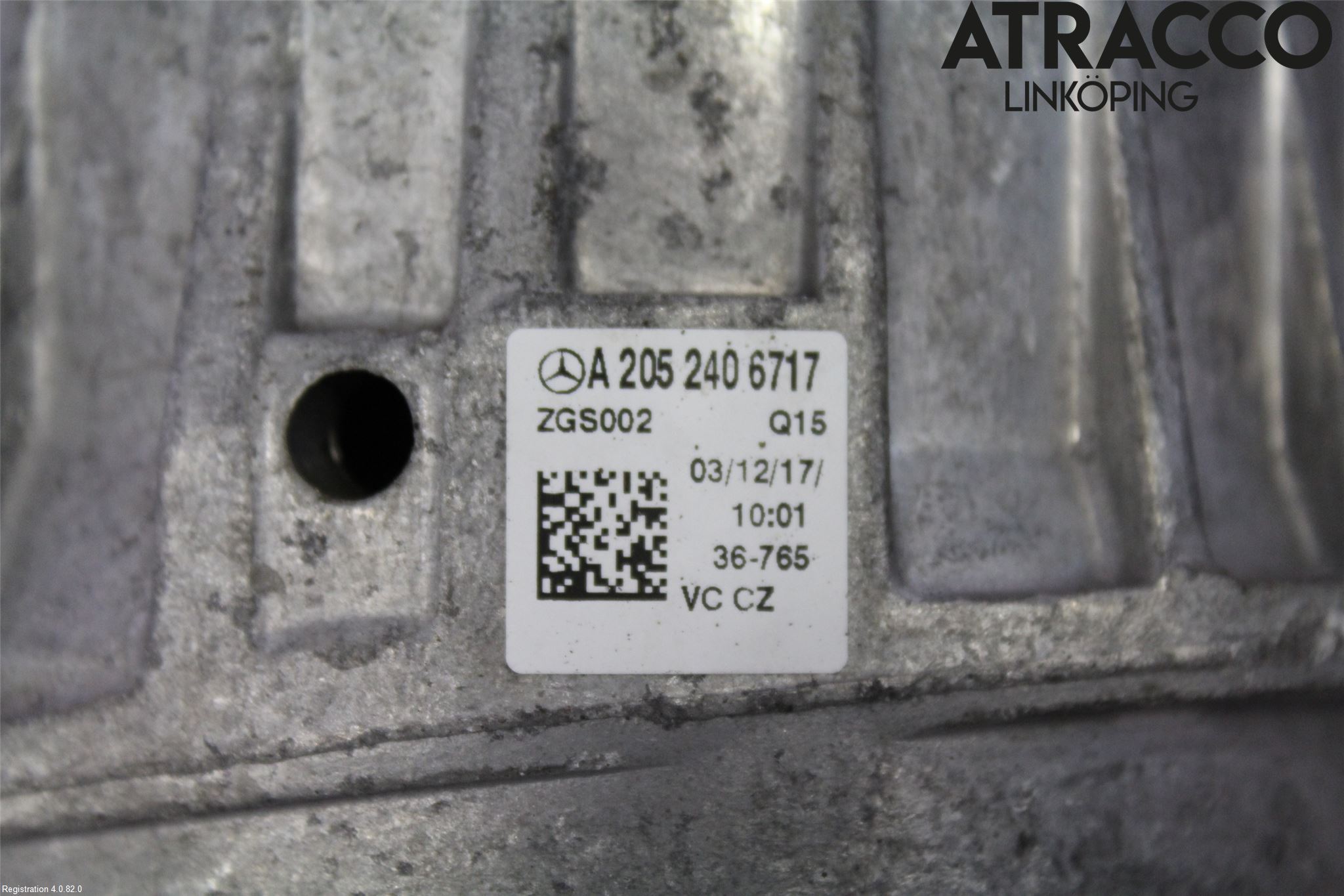 Mercedes-Benz MB C-KLASS (W205) 14-21 Motor Feste Gummi