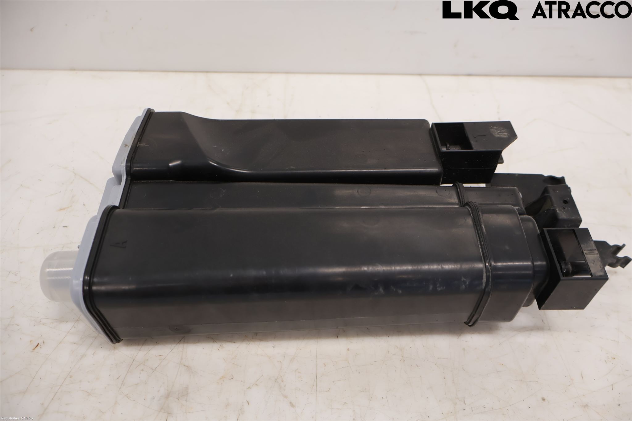 Volkswagen VW PASSAT 15-19 Drivstoff Kolkanister