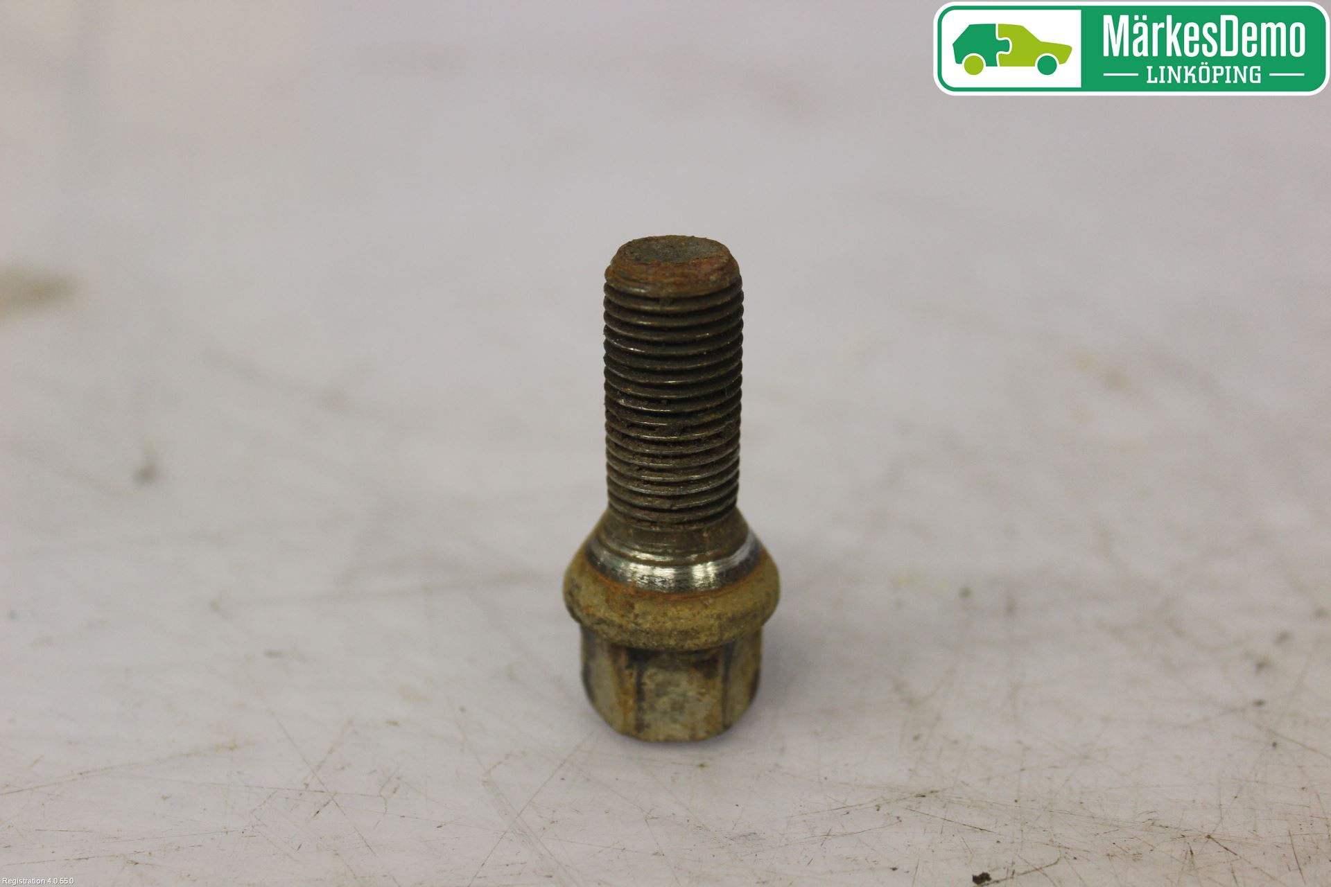 Volkswagen VW GOLF PLUS/CROSS GOLF 04-14 Hjulmutter - Bolt - Sett