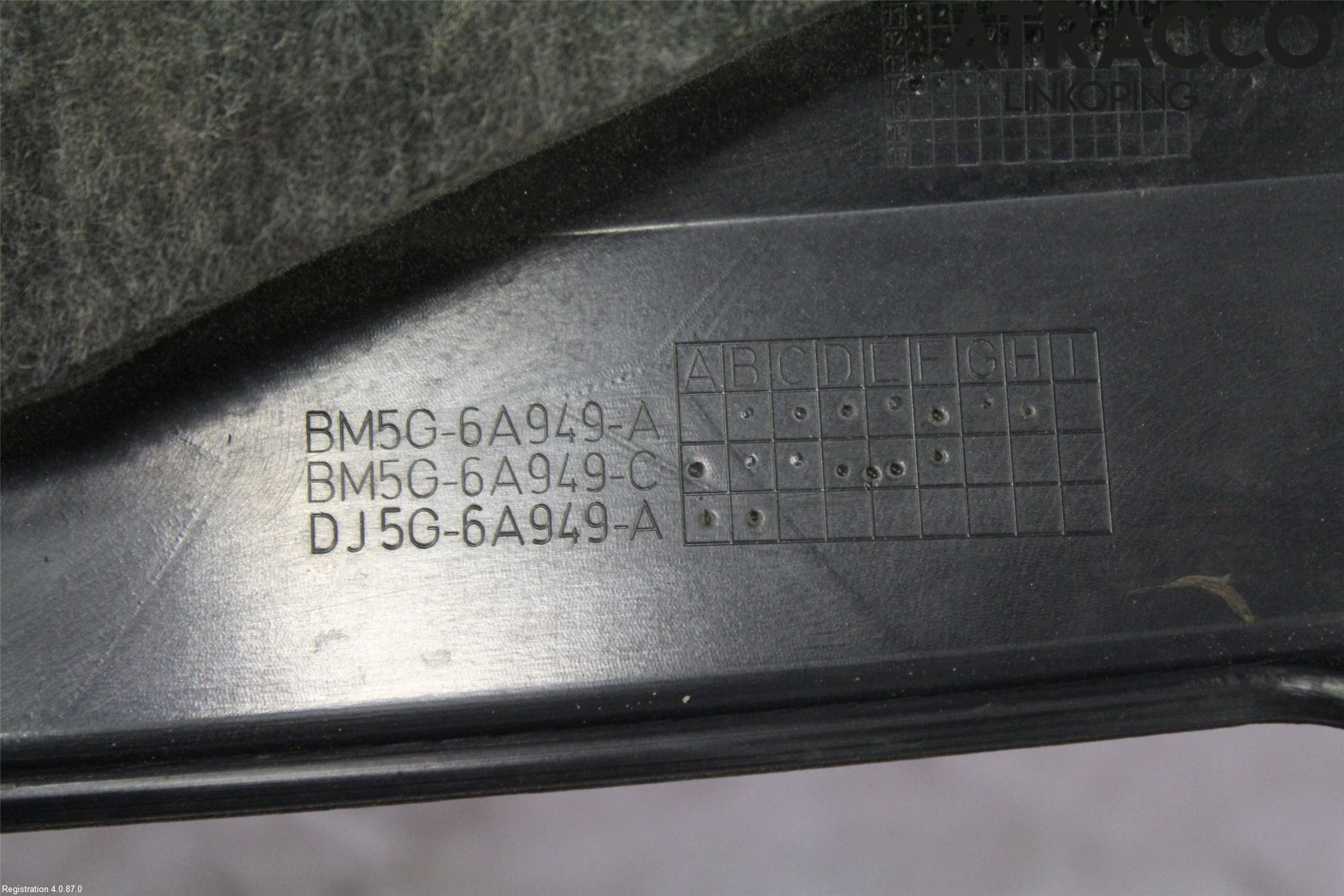 Volvo V40 12-19 Motor Deksel Over Motor