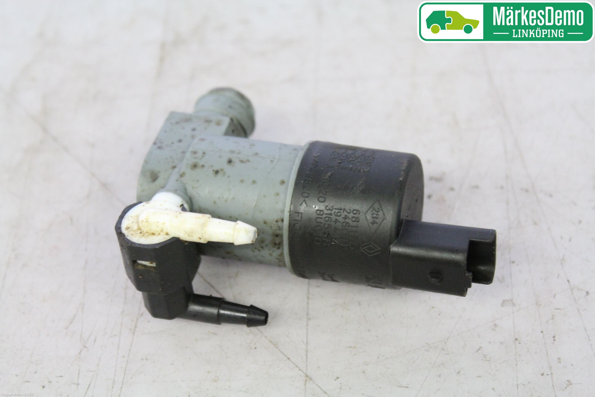 Nissan QASHQAI 14-17 Spylerpumpe Frontrute