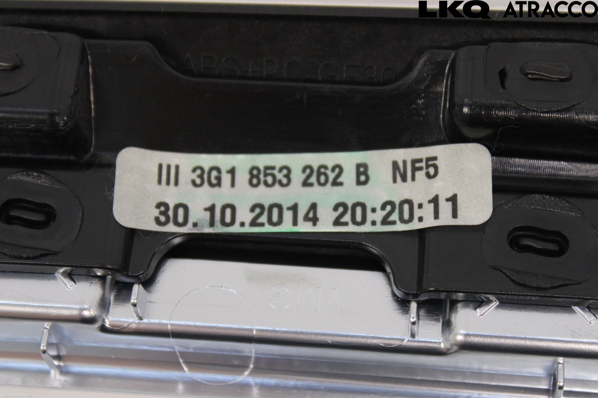 Volkswagen VW PASSAT 15-19 Innr Dekor Instrbord