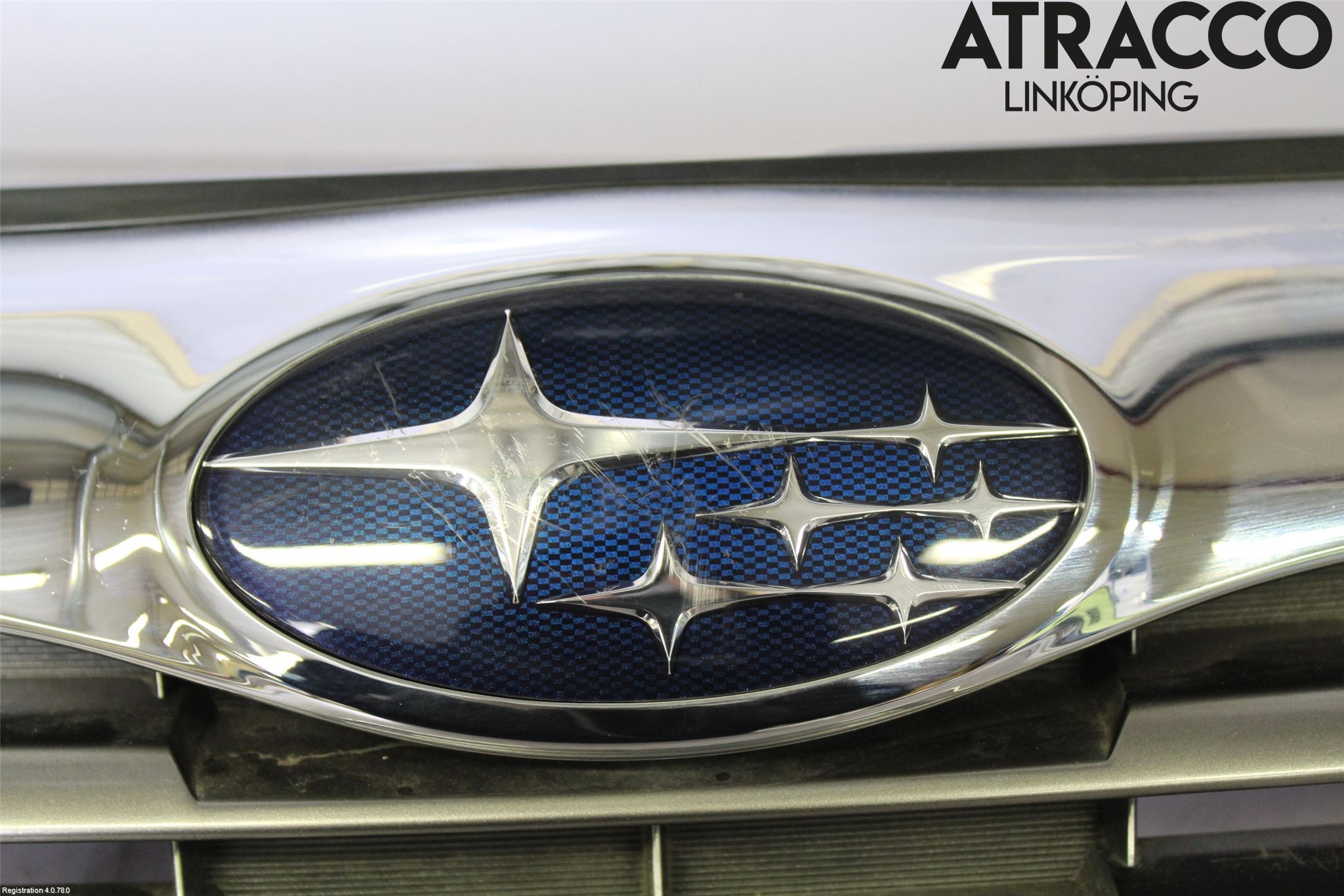Subaru FORESTER SH  08-13 Grill Komplett
