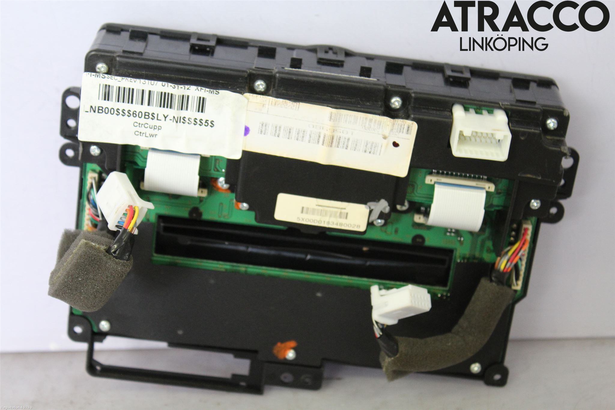 Nissan NAVARA 05-16 Stereo Radio Med Cd