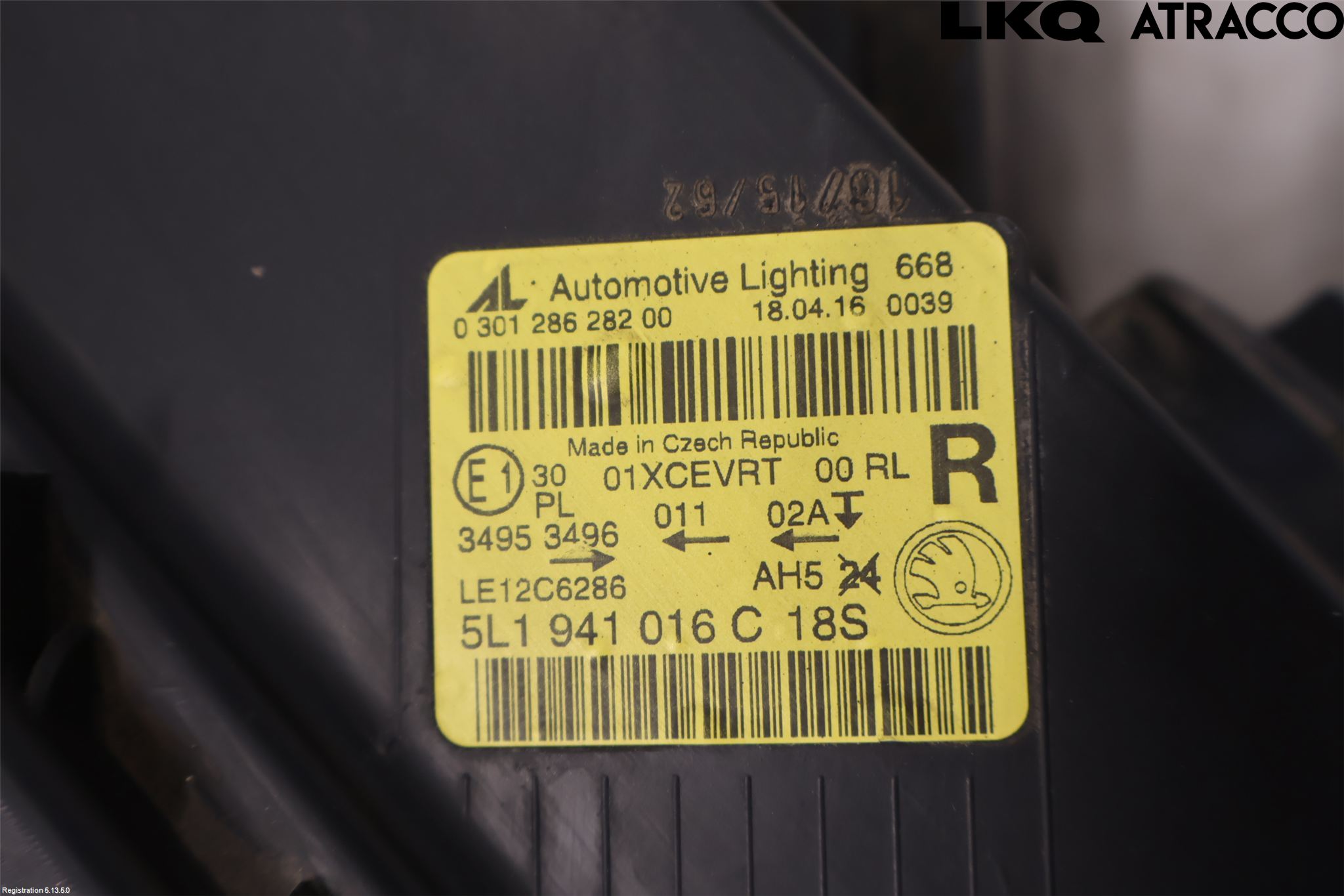 Skoda YETI Frontlykt Høyre