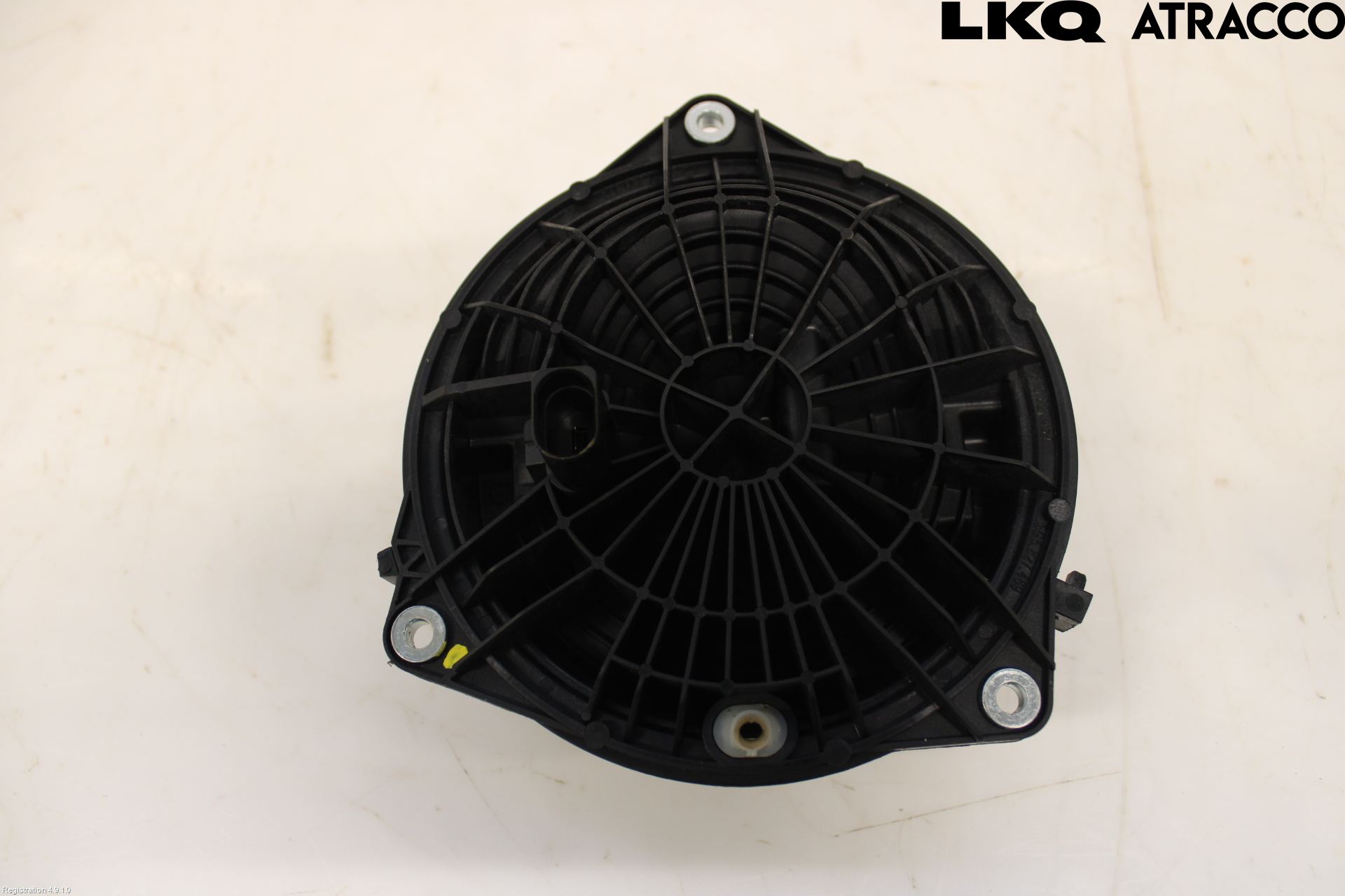 Volkswagen VW PASSAT 15-19 Bakluke Handtak Ytre