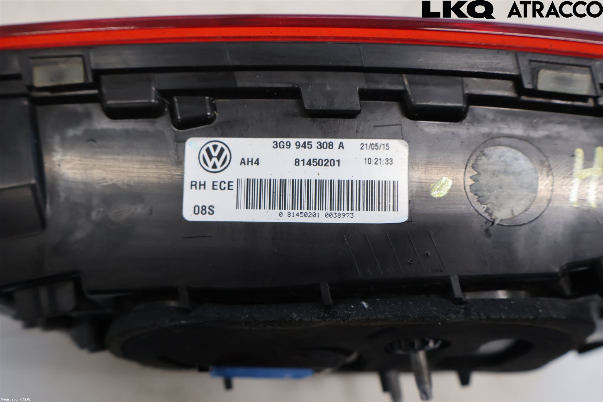 Volkswagen VW PASSAT 15-19 Baklykt Høyre  På Luke(Indre)