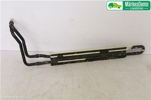 BMW X3 E83     03-10 Radiator Servoolje Kjøler