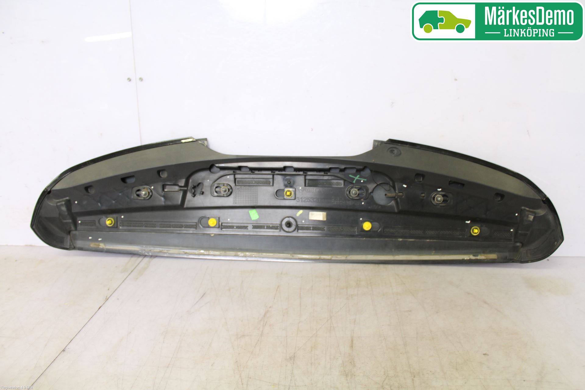 Volvo V60 11-13 Spoiler Bakluke