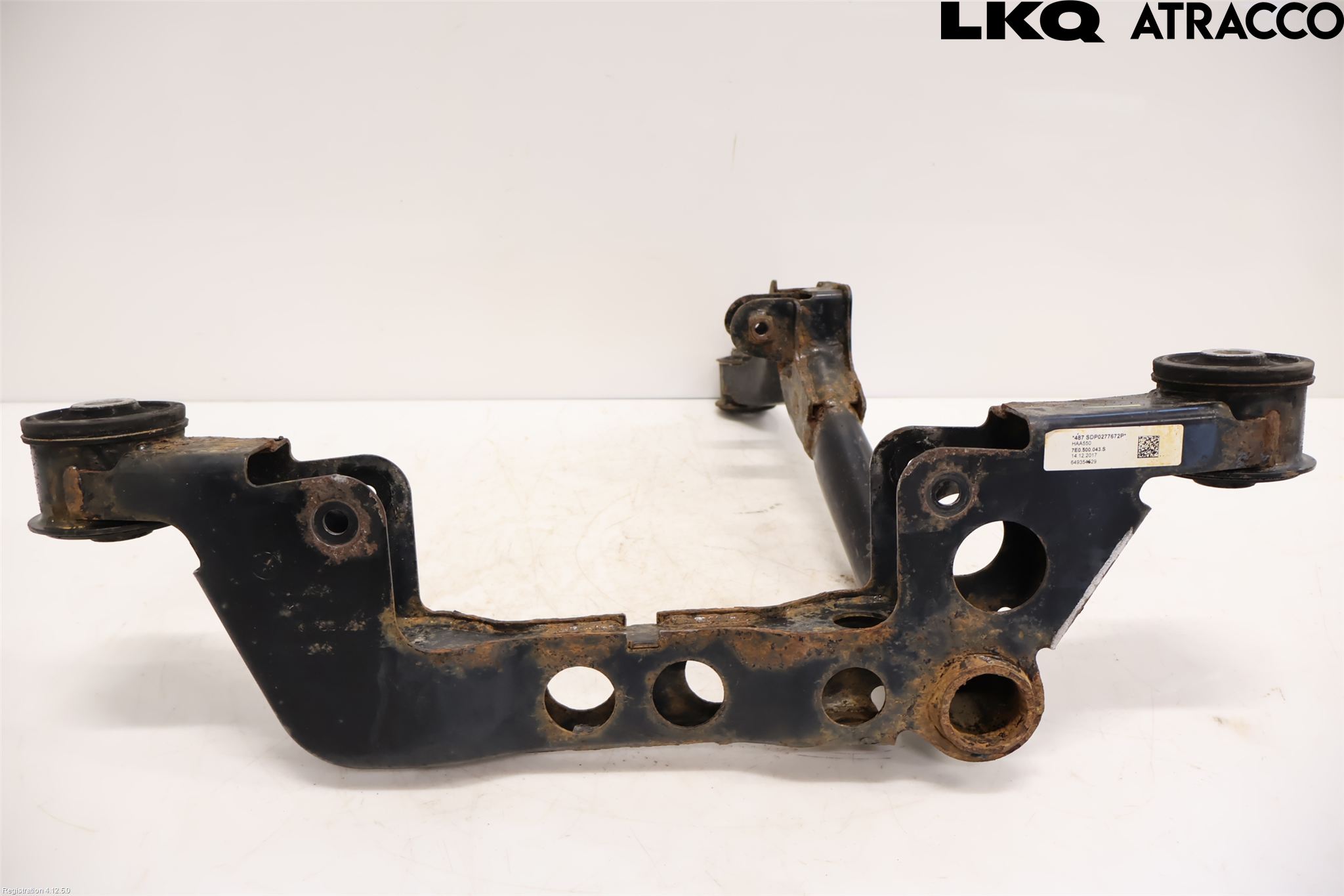 Volkswagen VW TRANSP/CARAVELLE (T6) 16-22 Bakaksel Feste
