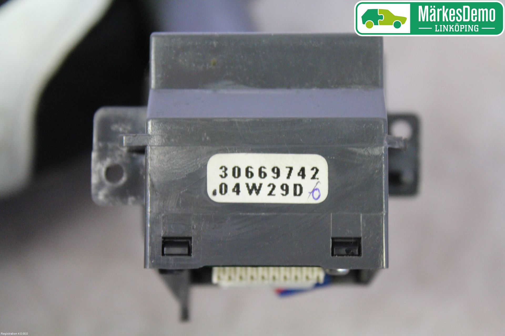 Volvo V70 00-04 Bryter Ratt Visker - Spyler