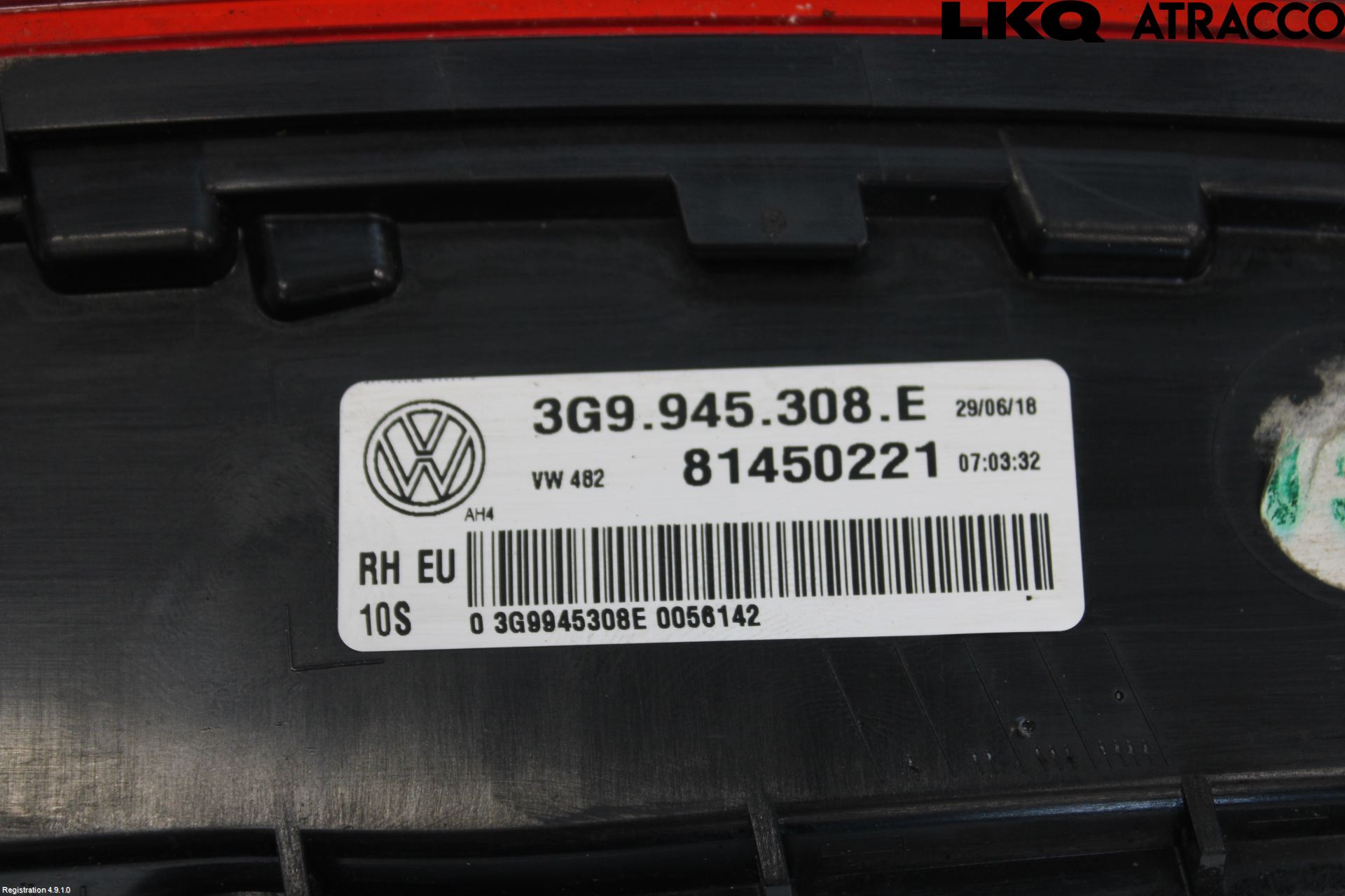 Volkswagen VW PASSAT 15-19 Baklykt Høyre  På Luke(Indre)