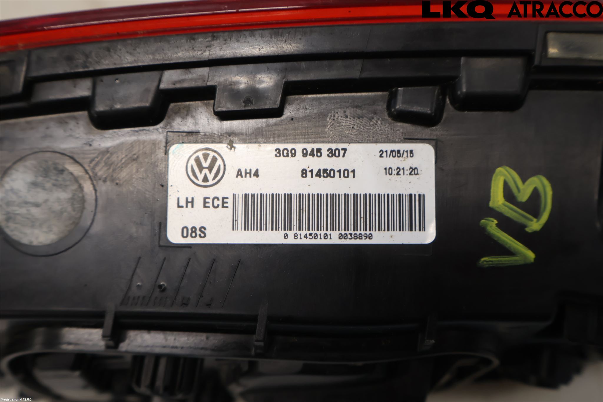 Volkswagen VW PASSAT 15-19 Baklykt Venstre  På Luke(Indre